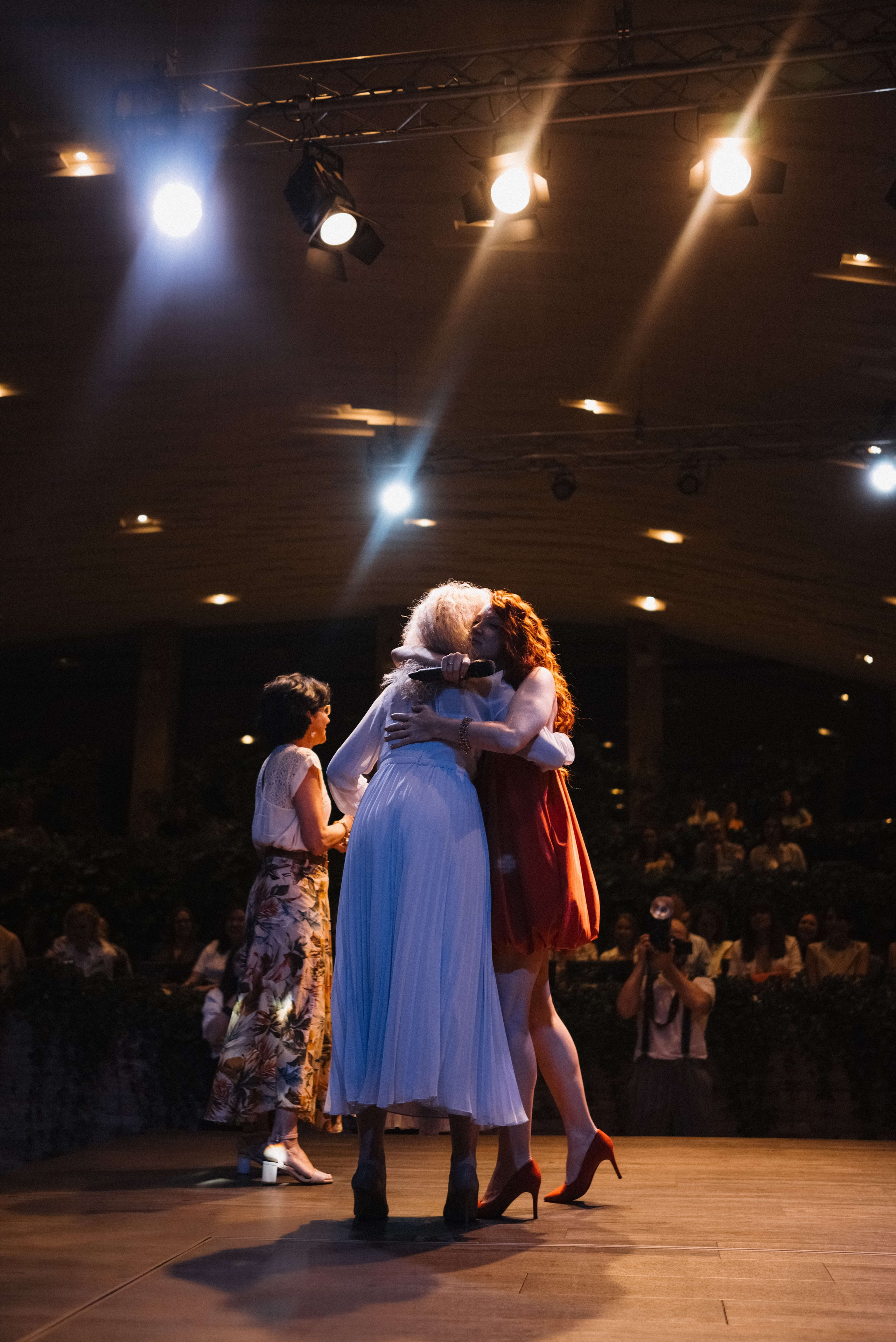 Репортаж бизнес-конференции. Портретный и свадебный фотограф в Тбилиси • xeniqo