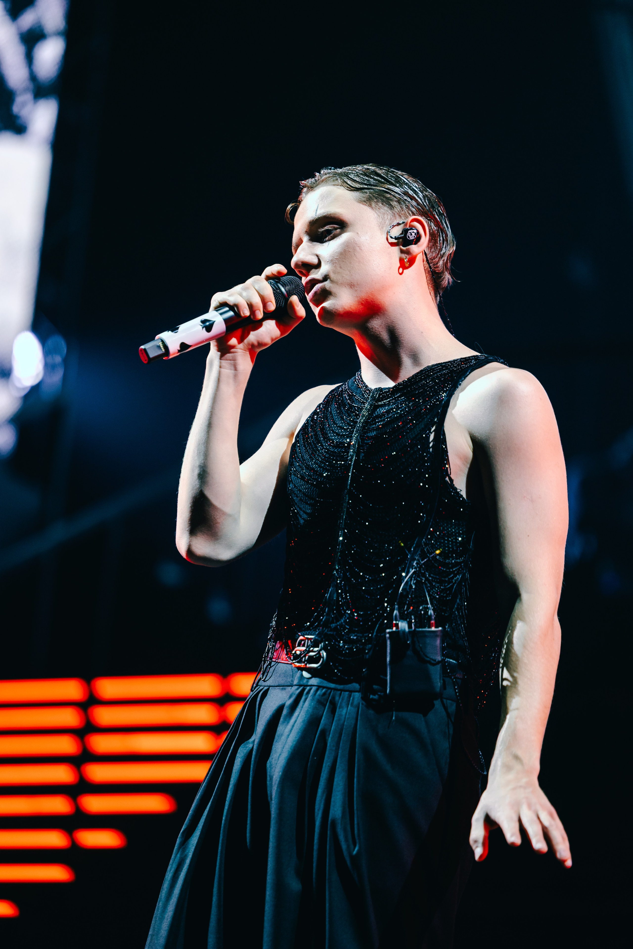 ВАНЯ ДМИТРИЕНКО В МЕГАСПОРТЕ 07.11.25. Концертный и репортажный фотограф в Москве и Санкт-Петербурге Мария