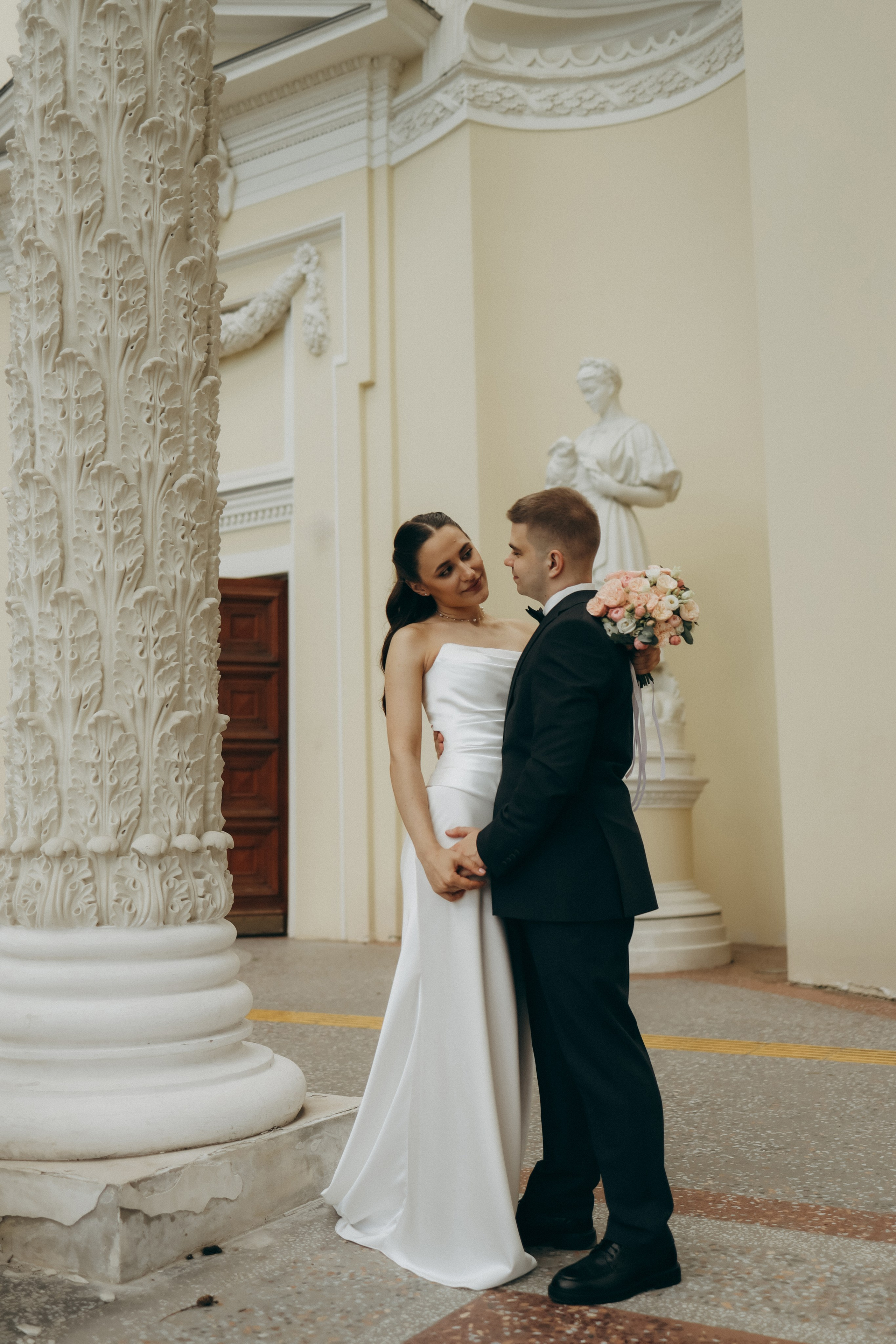 К&П. ЗАГС ВДНХ + прогулка. Диана Чечель. Свадебный и семейный фотограф в Москве