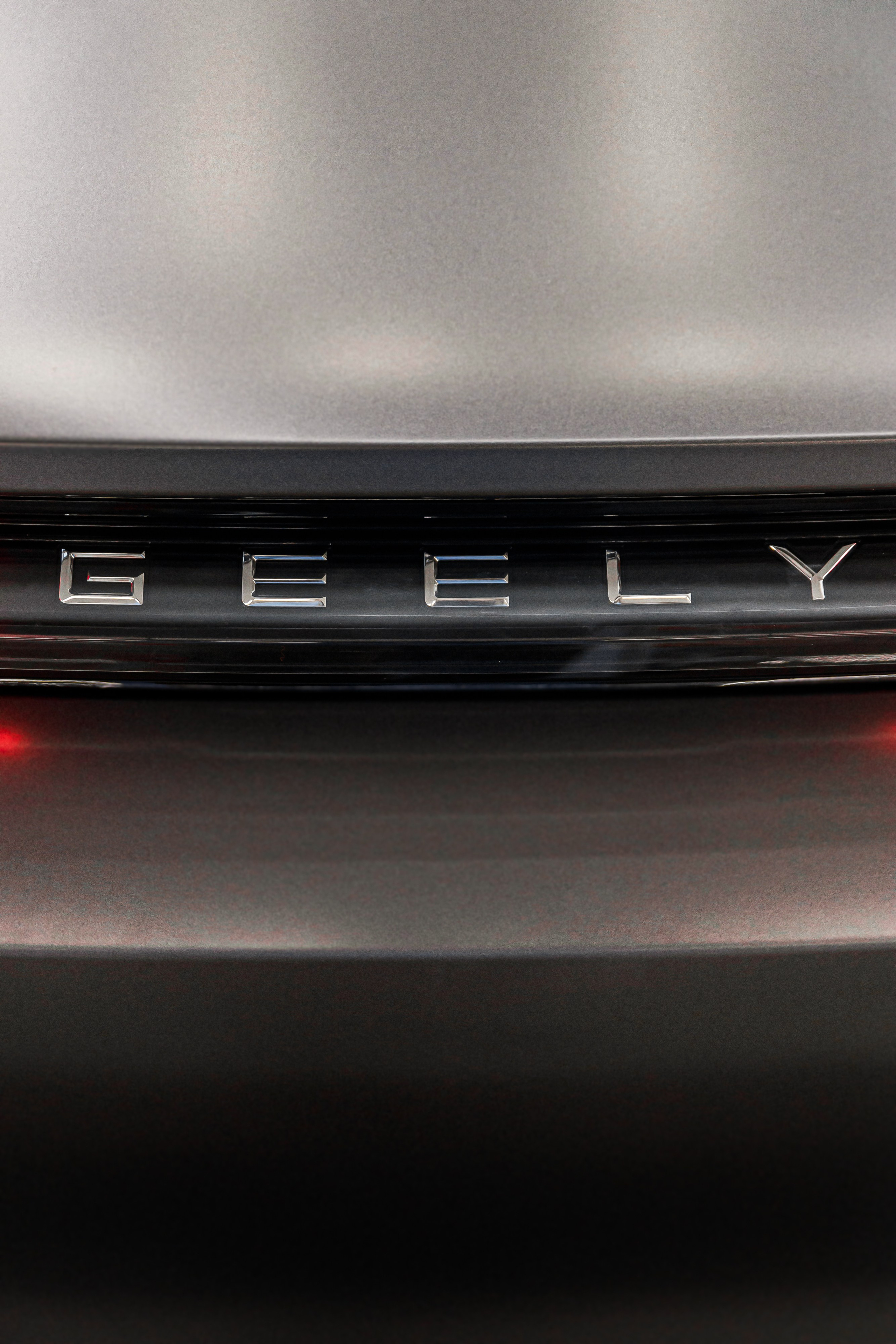 Джили Центр Минск. Свадебный фотограф Минск, Фаниполь, Беларусь Кирилл Напреев