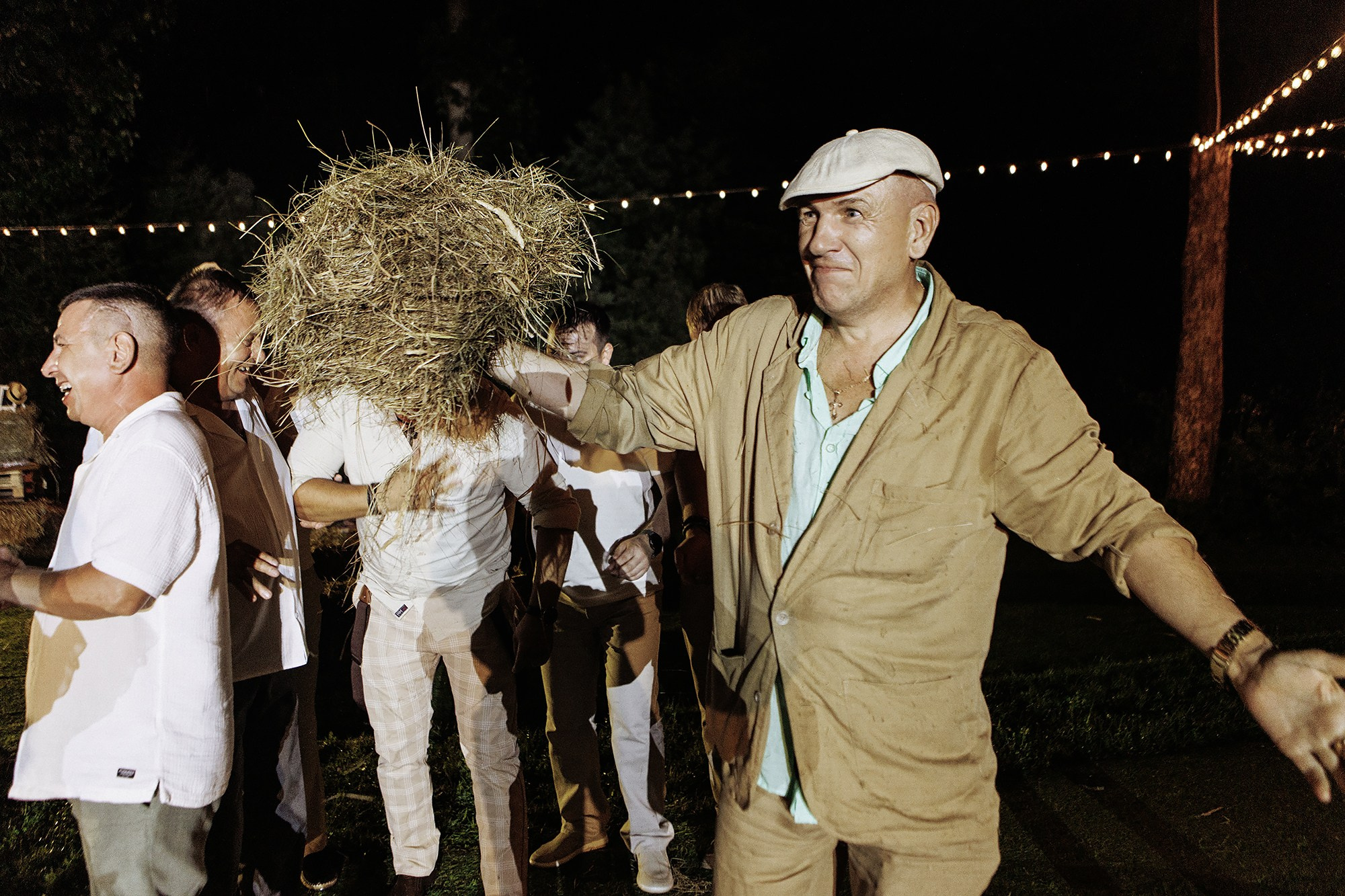 Костя и Даша 1.08.25. Свадебный фотограф Владивосток Алина Гевондова