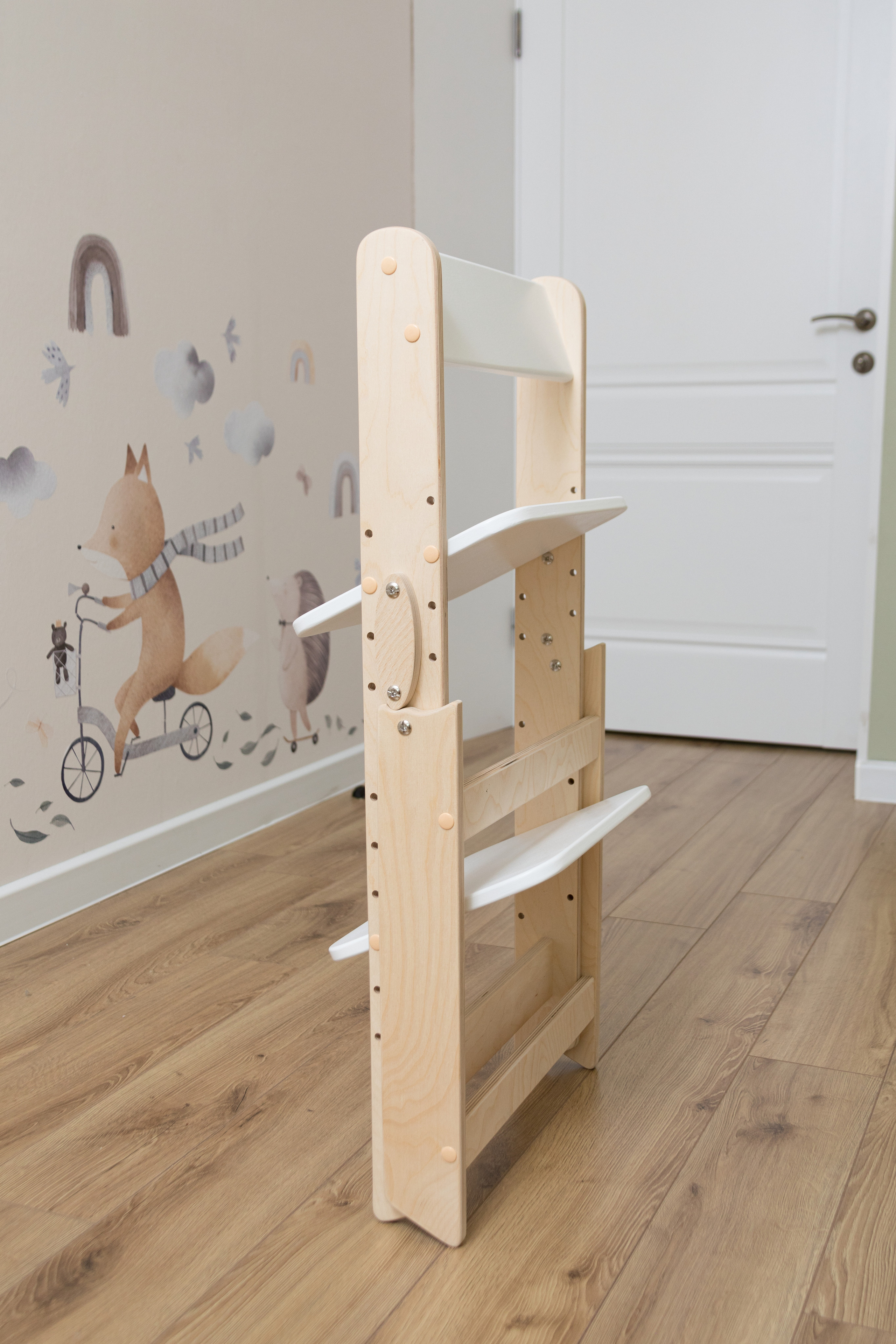 Съемка растущих стульев бренд smart wood toys. Детский и контент фотограф Надя Волкова Санкт-Петербург