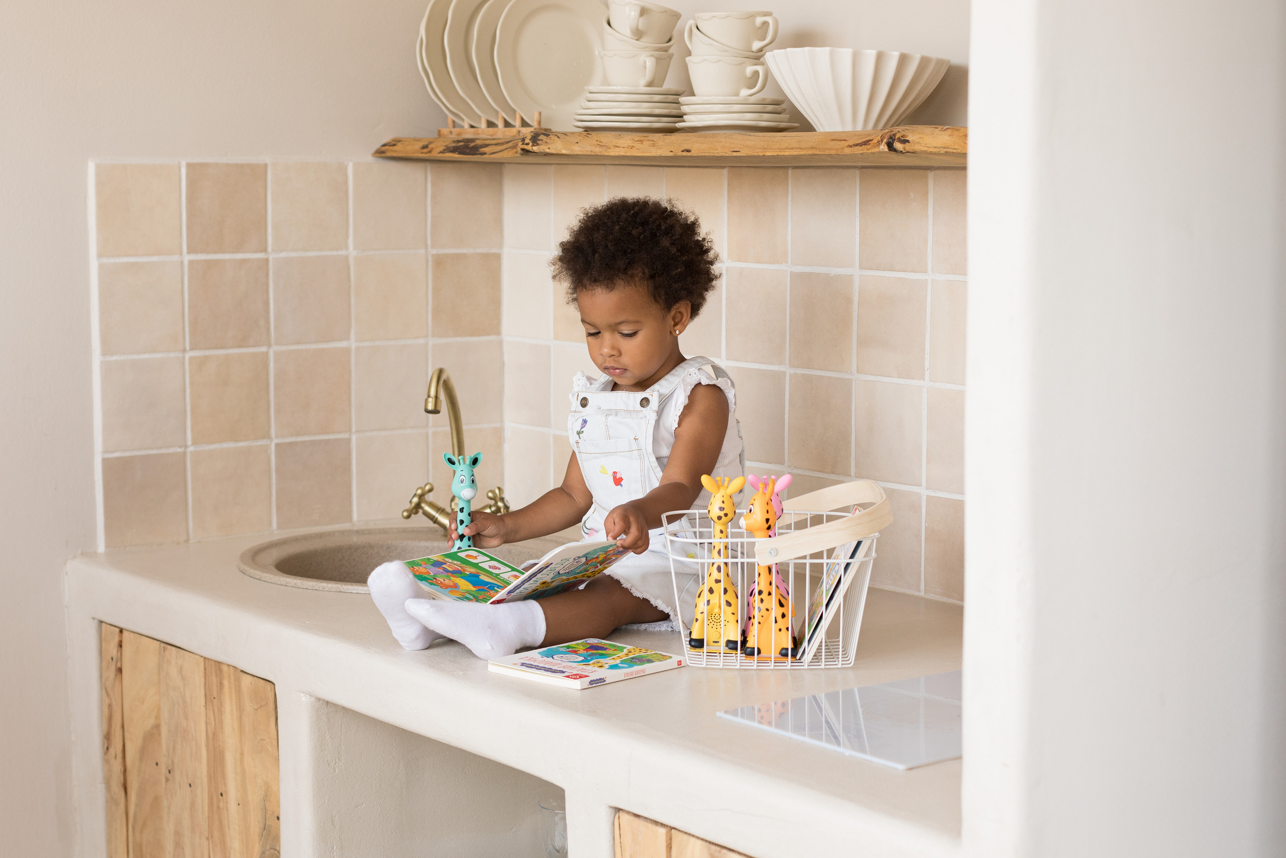 Съемка для детского бренда BERTTOYS. Детский и контент фотограф Надя Волкова Санкт-Петербург