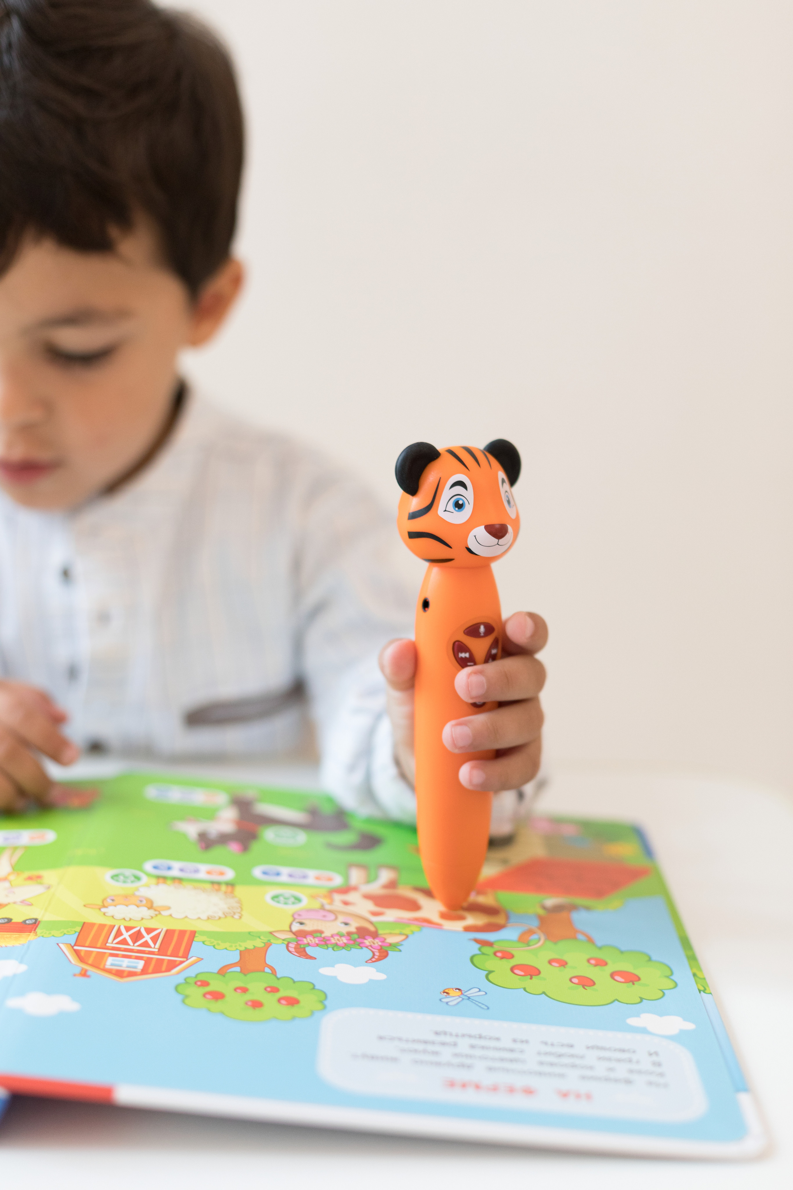 Съемка для детского бренда BERTTOYS. Детский и контент фотограф Надя Волкова Санкт-Петербург