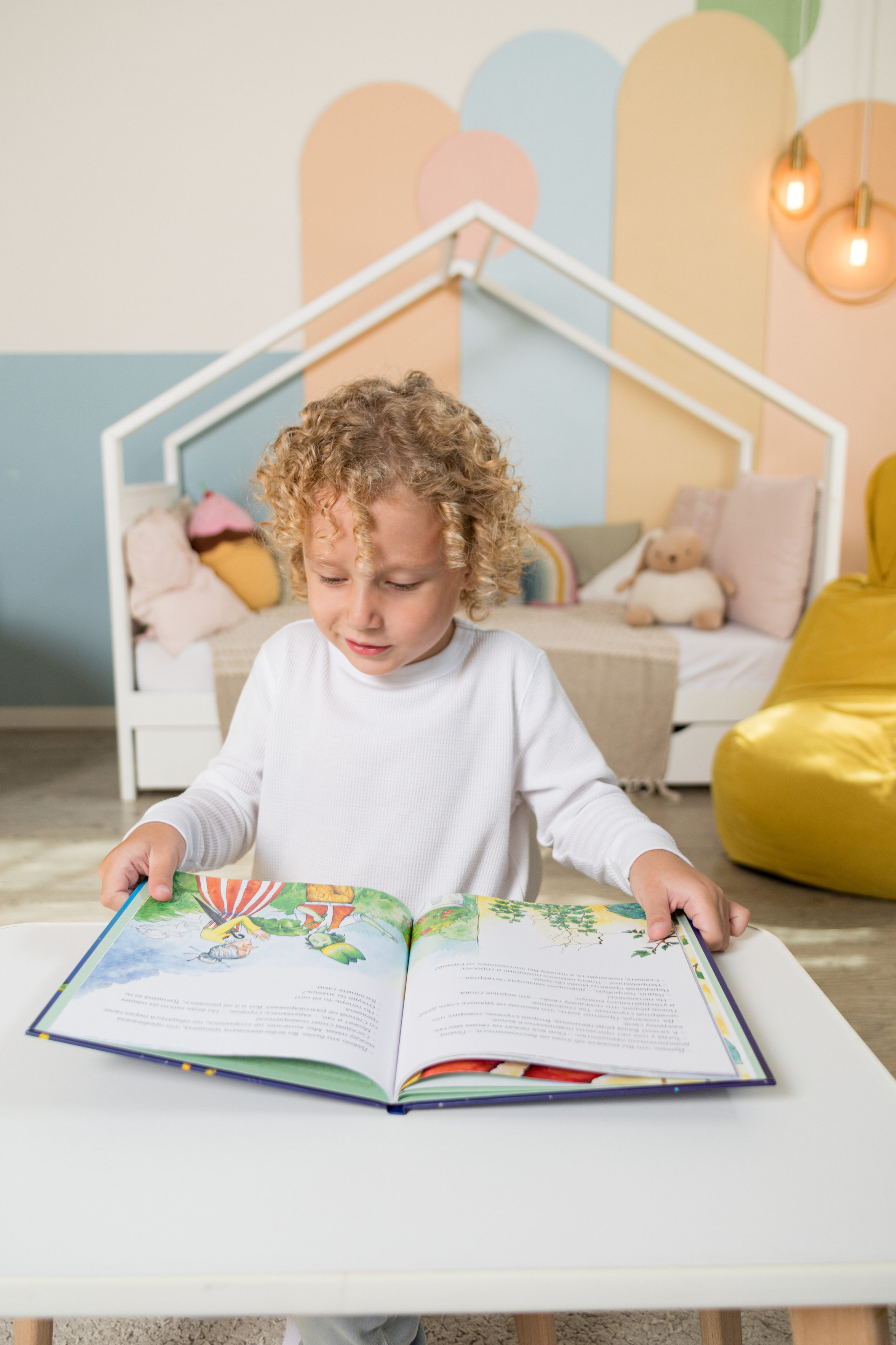 Съемка для книжного издательства «Ясень и Бук». Детский и контент фотограф Надя Волкова Санкт-Петербург