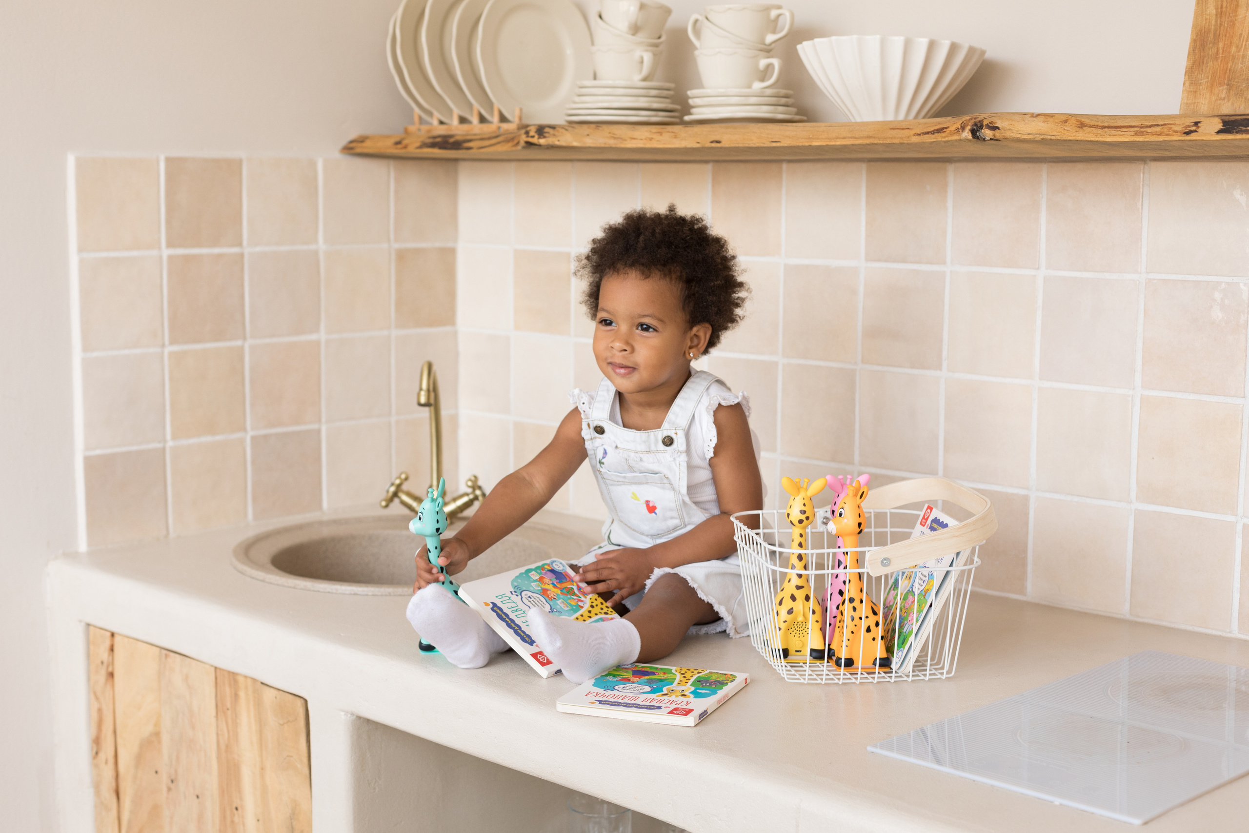 Съемка для детского бренда BERTTOYS. Детский и контент фотограф Надя Волкова Санкт-Петербург