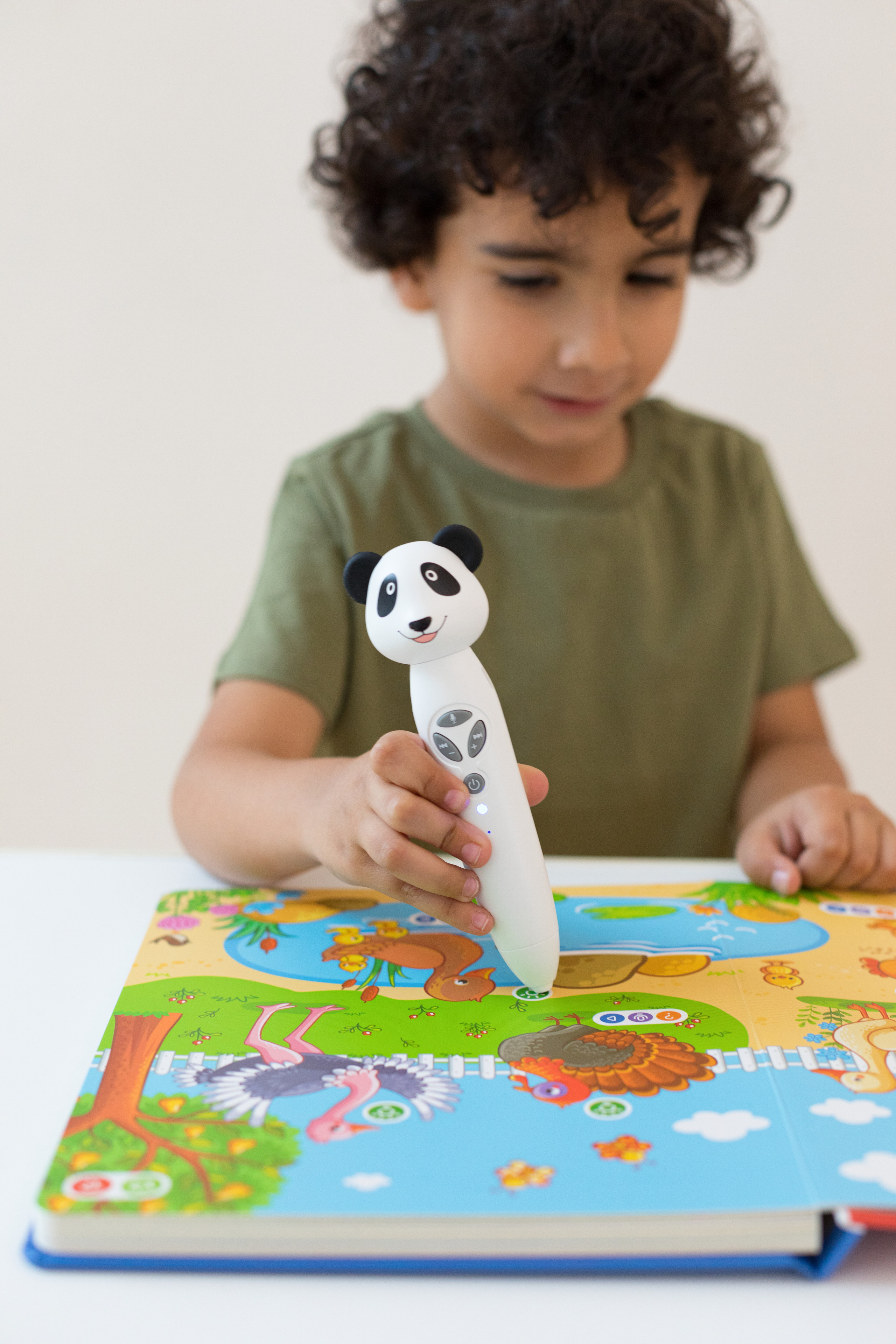 Съемка для детского бренда BERTTOYS. Детский и контент фотограф Надя Волкова Санкт-Петербург