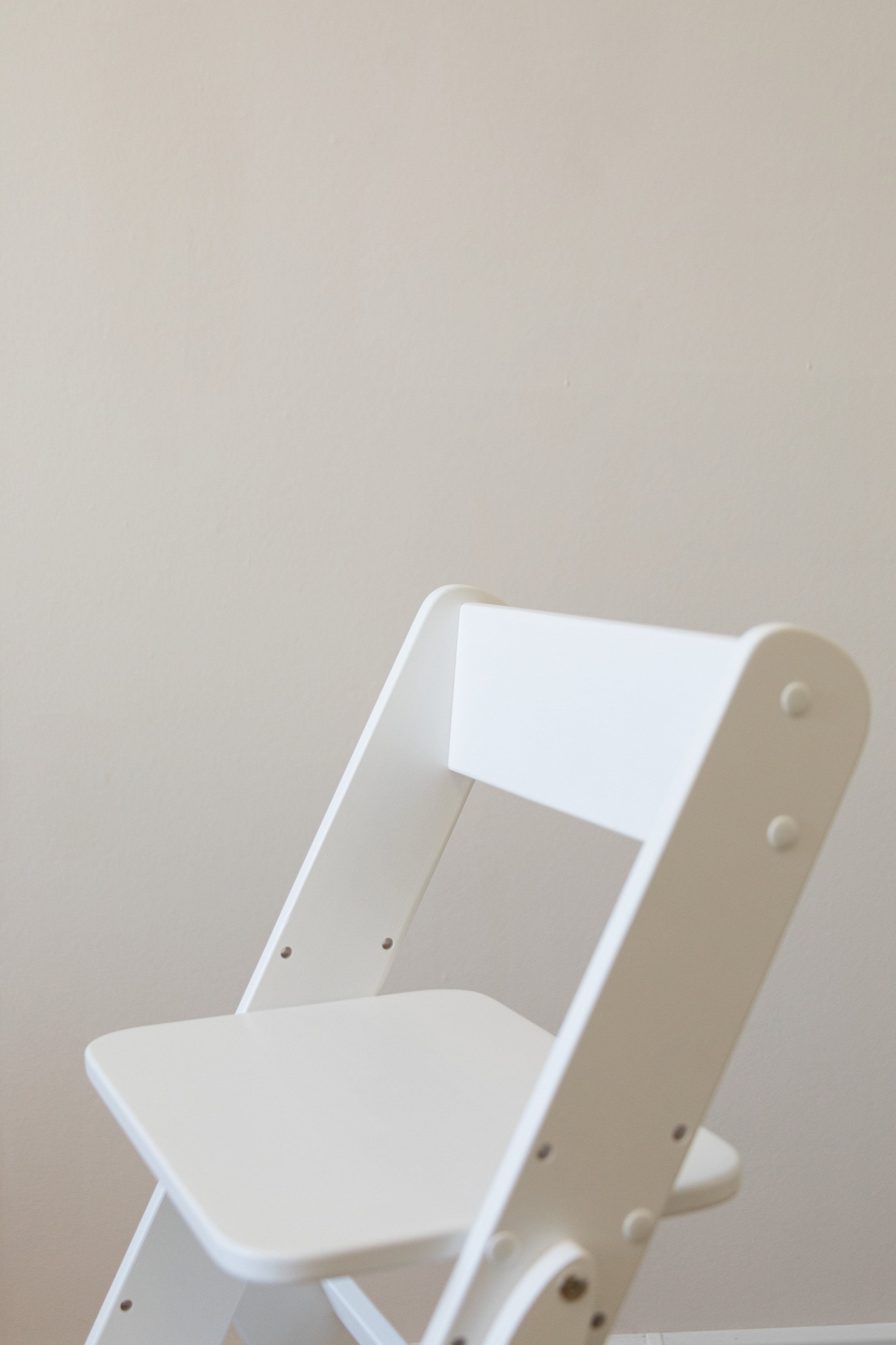 Съемка растущих стульев бренд smart wood toys. Детский и контент фотограф Надя Волкова Санкт-Петербург