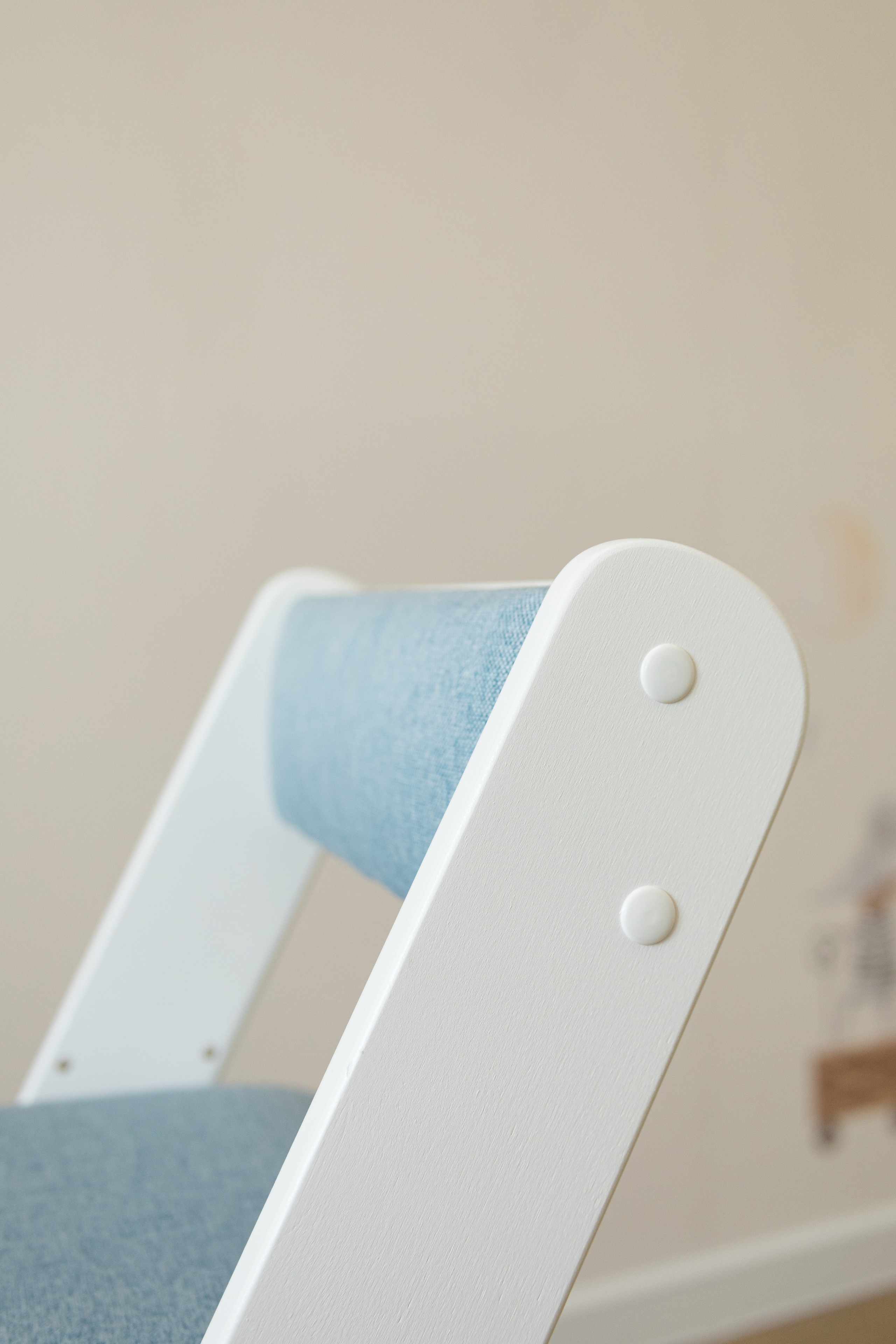 Съемка растущих стульев бренд smart wood toys. Детский и контент фотограф Надя Волкова Санкт-Петербург