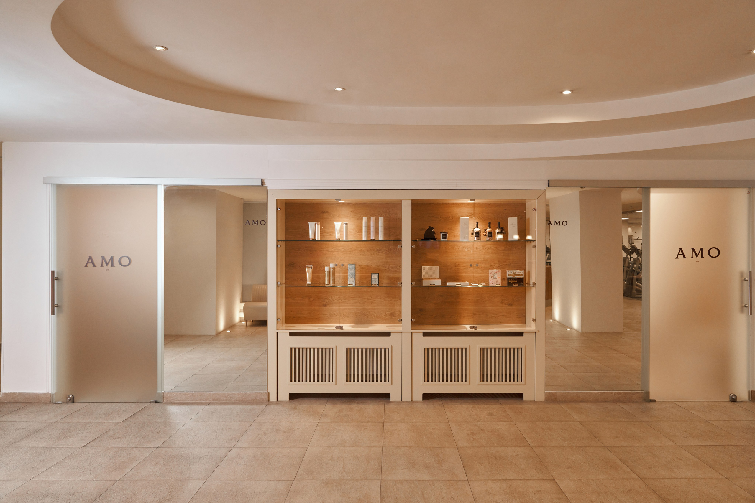 AMO beauty clinics. Рекламный, интерьерный, предметный фотограф в Москве, Санкт-Петербурге Ждан Павел