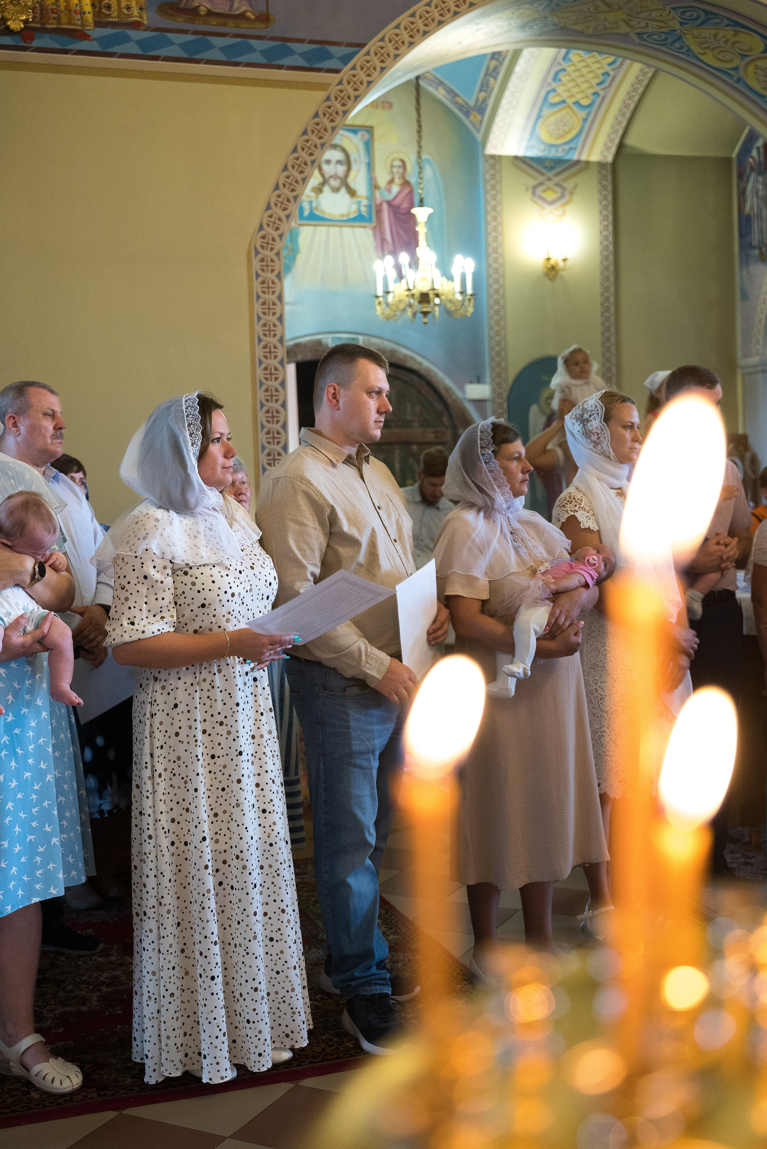 Крещение в Церкви Преображения Господня в Спас-Темне. Фотограф Ксения Огородова портфолио