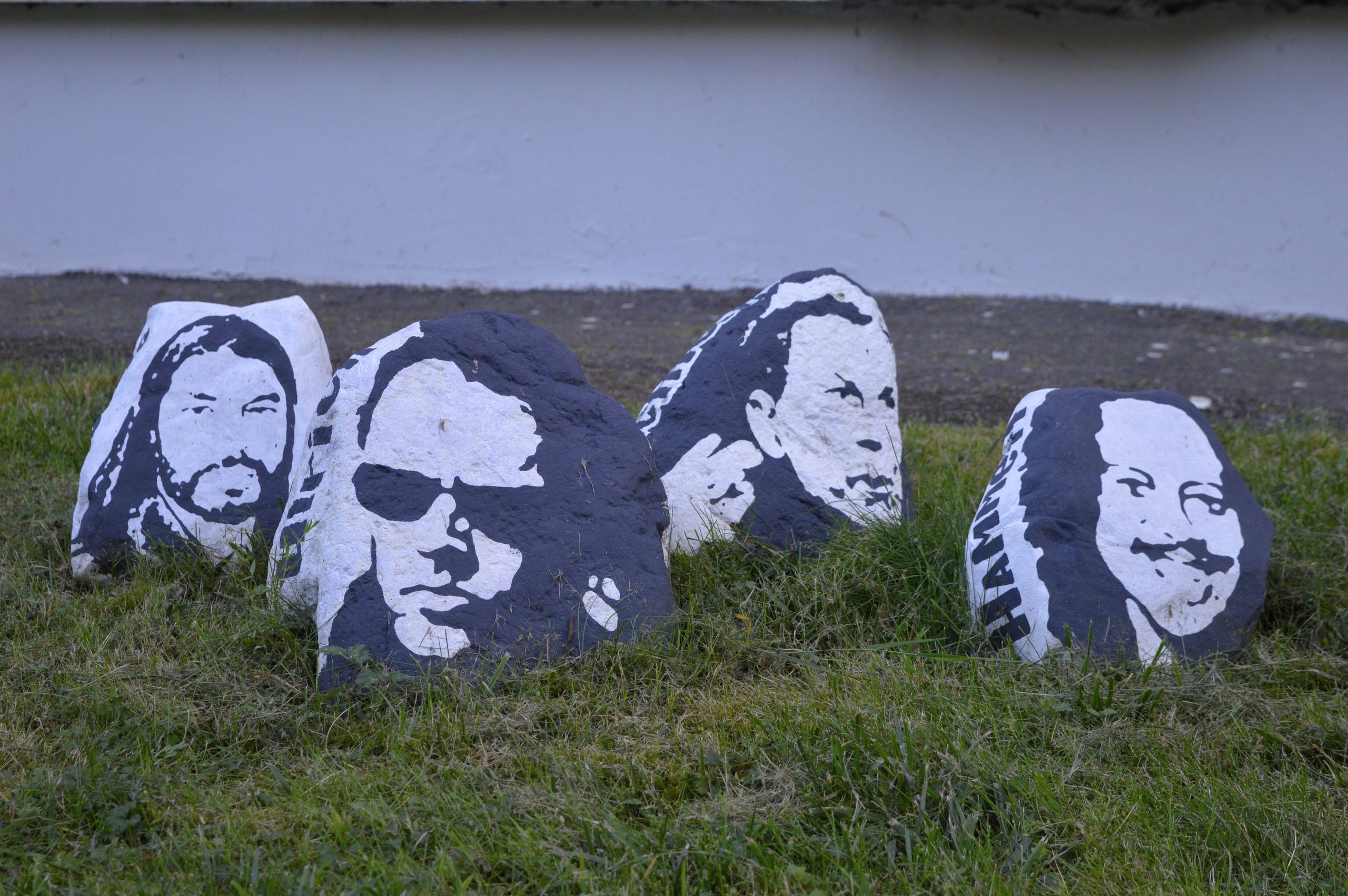 Авторская роспись мебели и предметов интерьера. Художественная роспись стен и фасадов в Минске и Беларуси