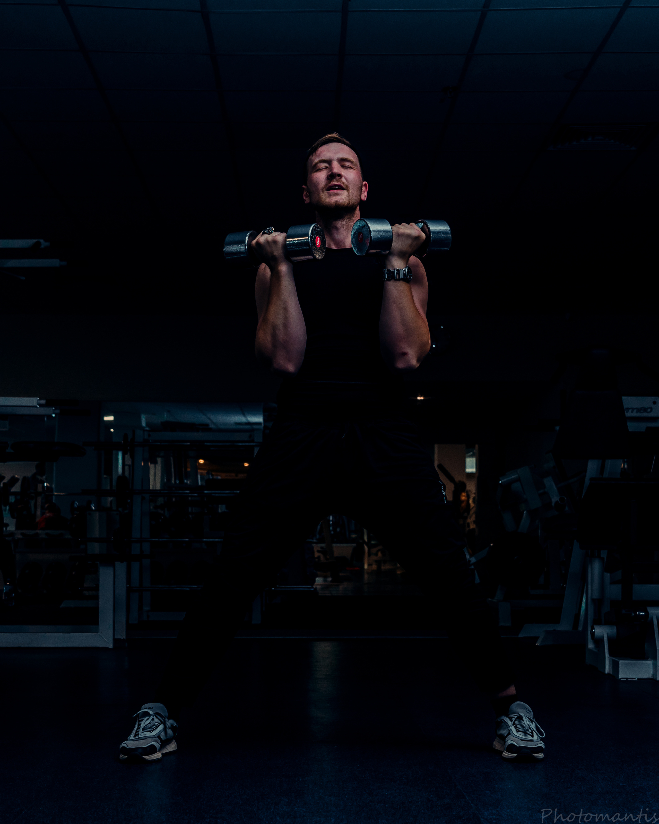 Спортзал. Photomantis