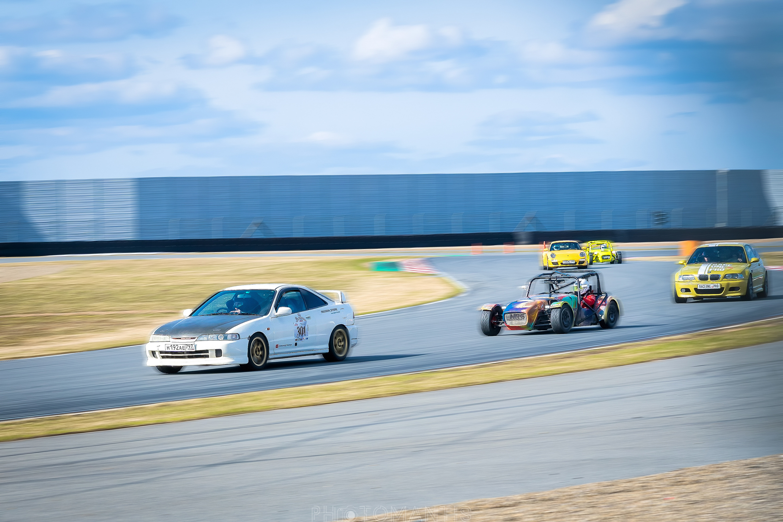 Автоспорт. Photomantis