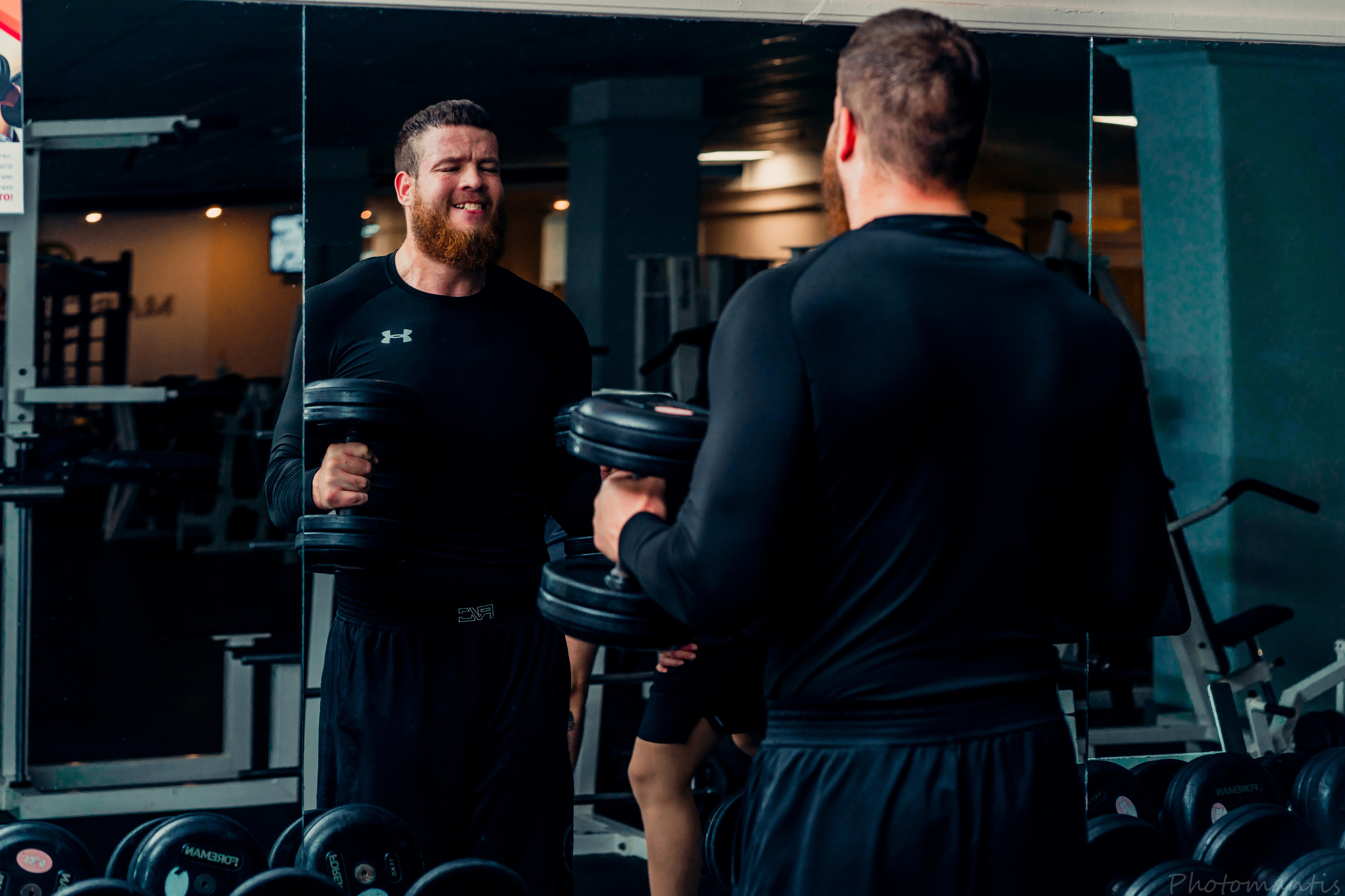 Спортзал. Photomantis