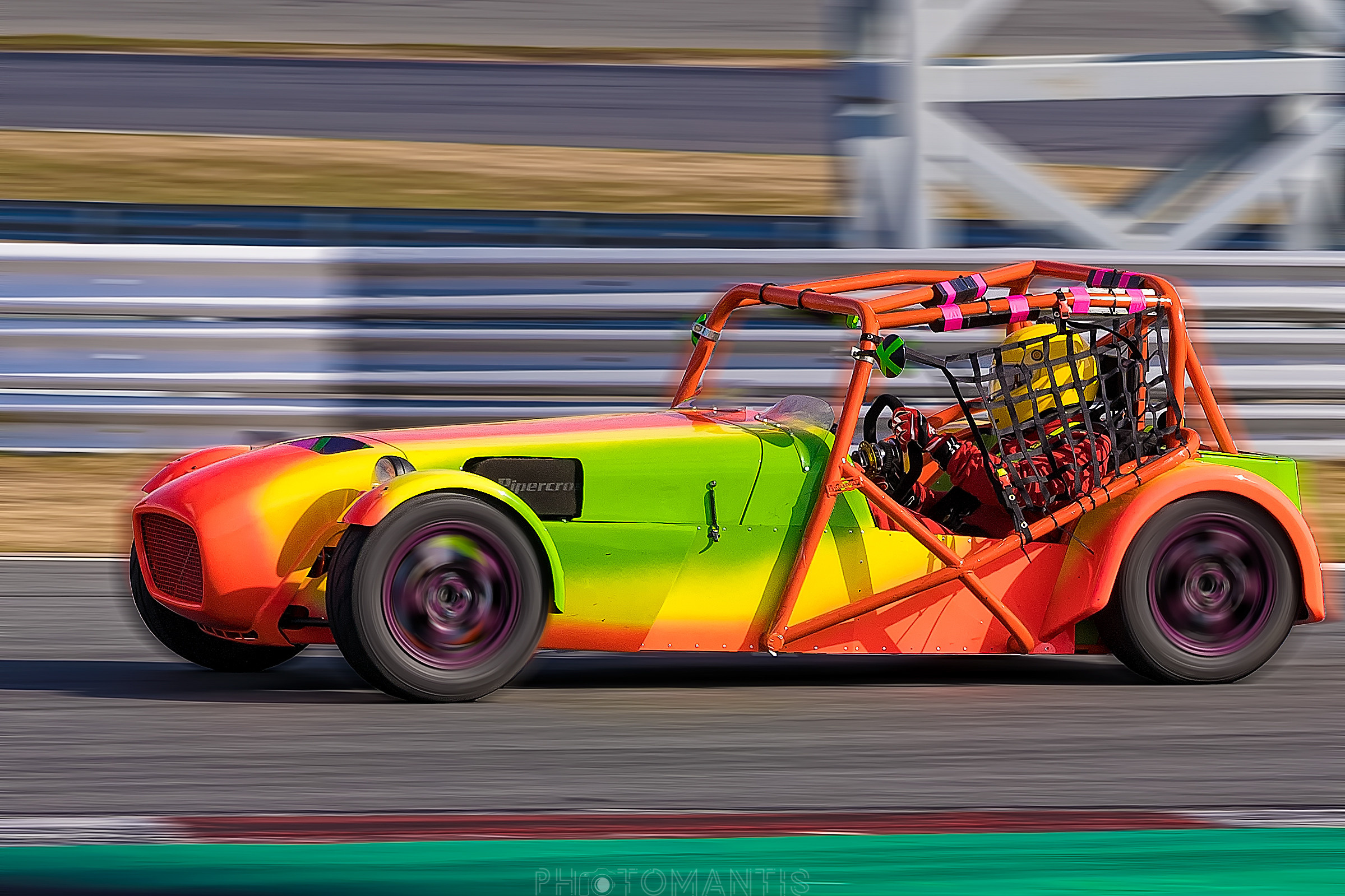 Автоспорт. Photomantis