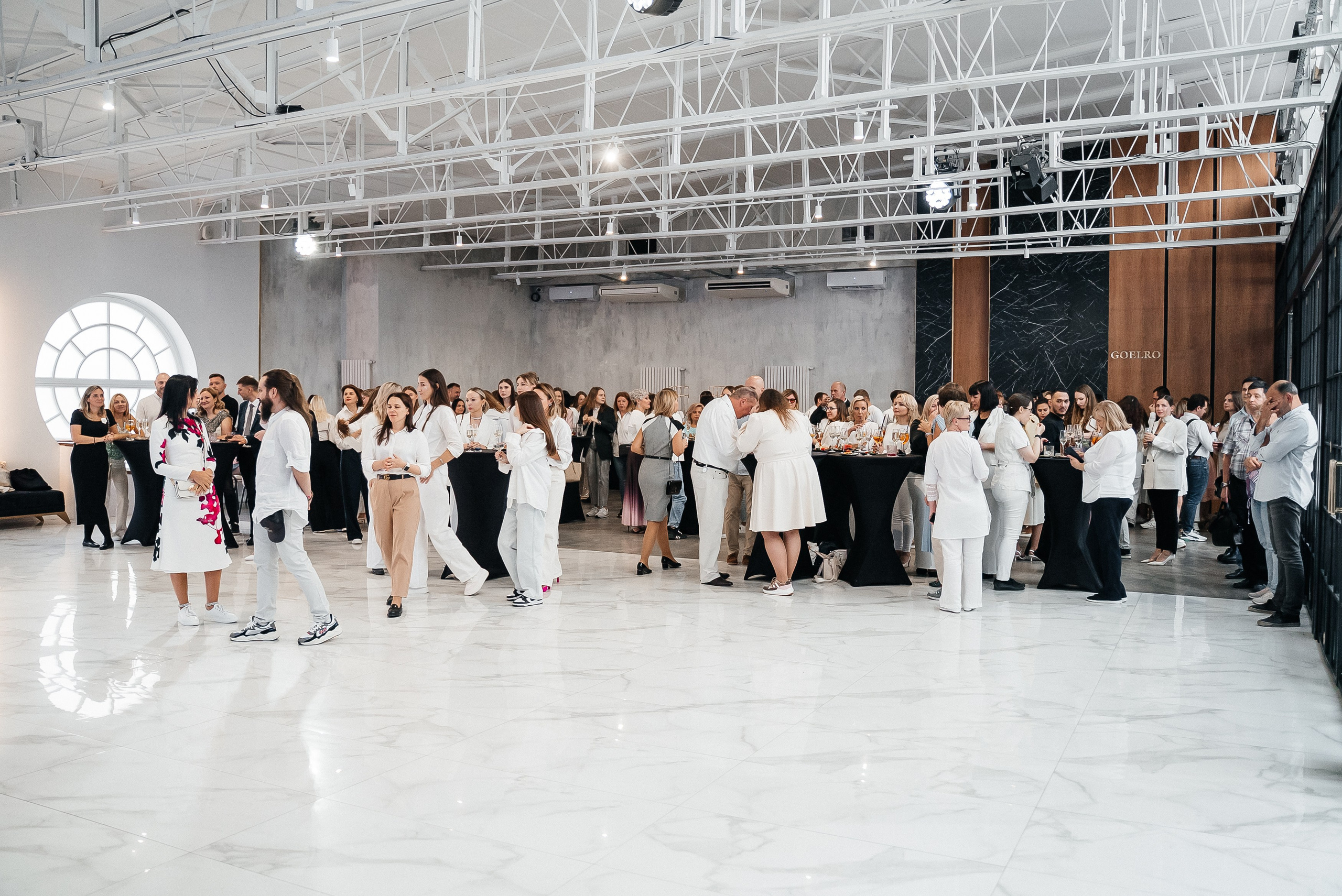 BNS. Павел Краснов — Свадебный и репортажный фотограф в Москве