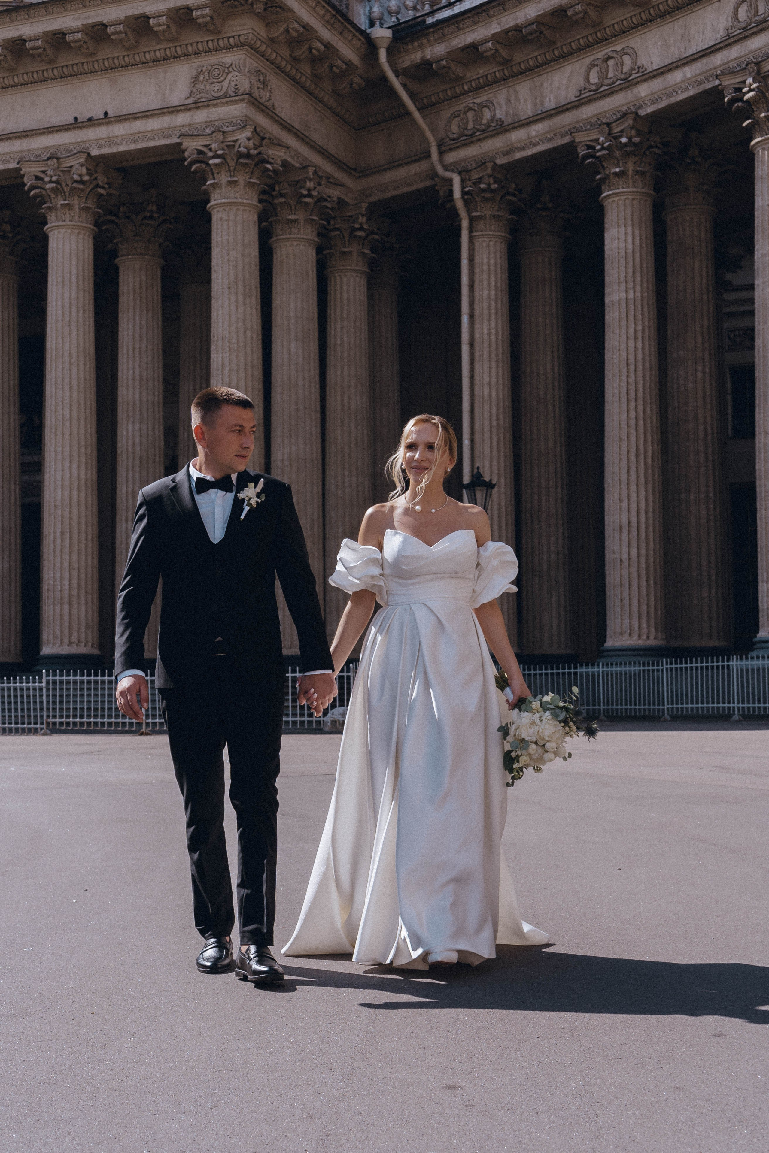 СВАДЕНБНАЯ СЬЕМКА НА КАТЕРЕ ПО КАНАЛАМ САНКТ-ПЕТЕРБУРГА И В АКВАТОРИИ НЕВЫ. Профессиональный фотограф, Санкт-Петербург — Виктория Богомолова