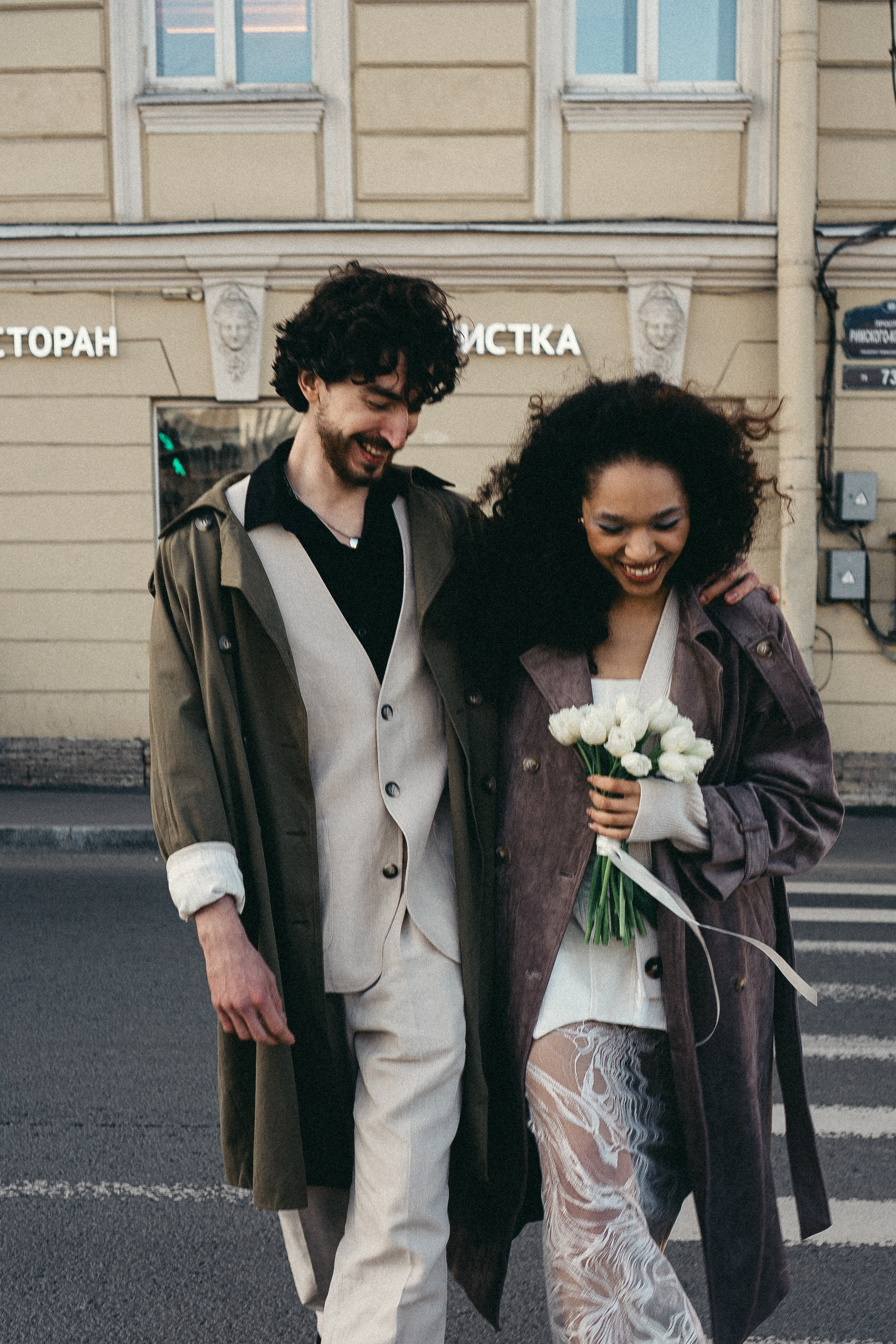 СВАДЕБНАЯ ПРОГУЛКА ПО ПЕТРОГРАДКЕ ВЕСНОЙ. СВАДЕБНАЯ ФОТОСЕССИИЯ НА ПЕТРОГРАДКЕ. Профессиональный фотограф, Санкт-Петербург — Виктория Богомолова