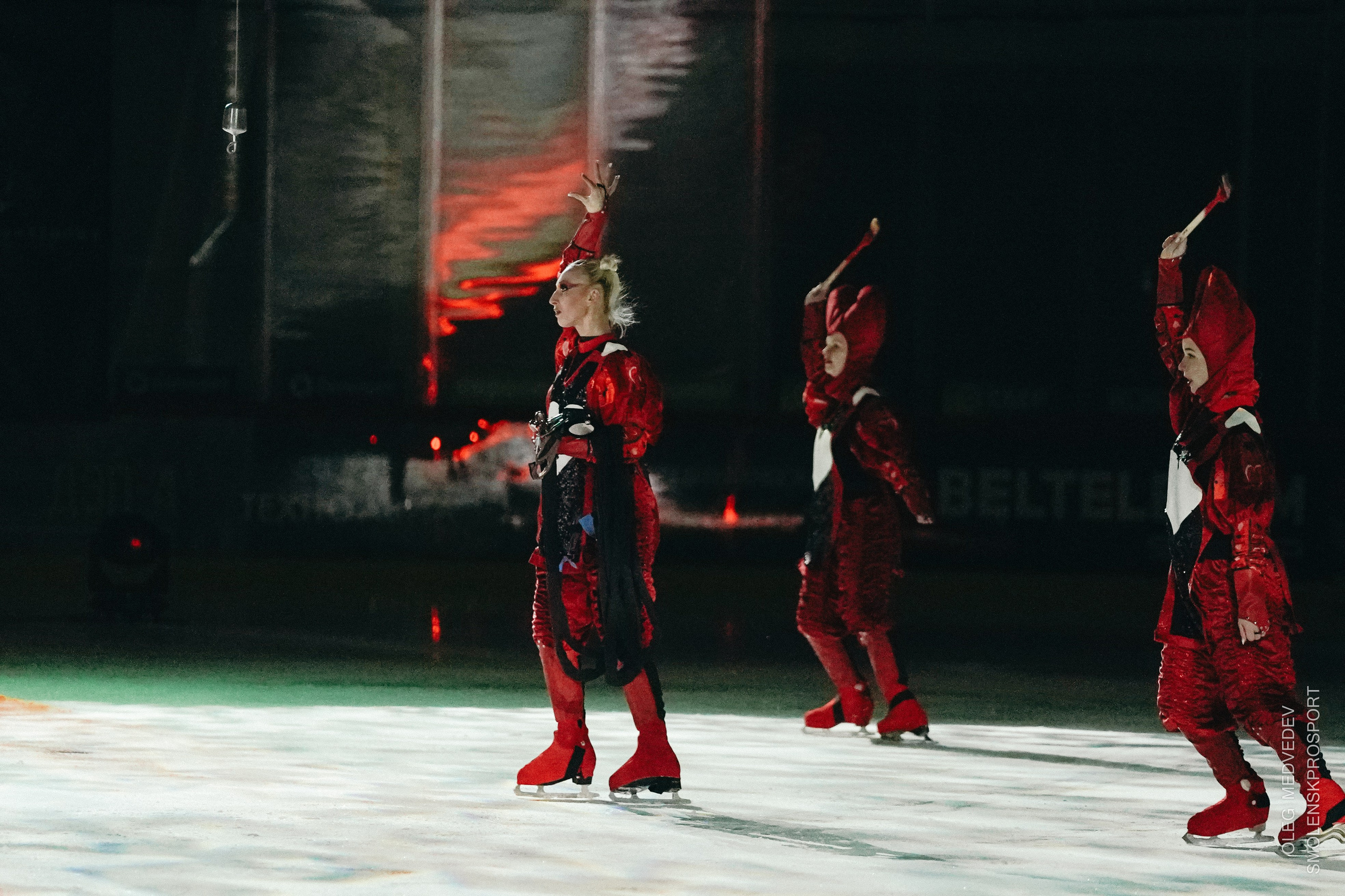 Алиса в стране чудес шоу на льду. Спортивный фотограф Олег Медведев | prosport67 | Смоленск