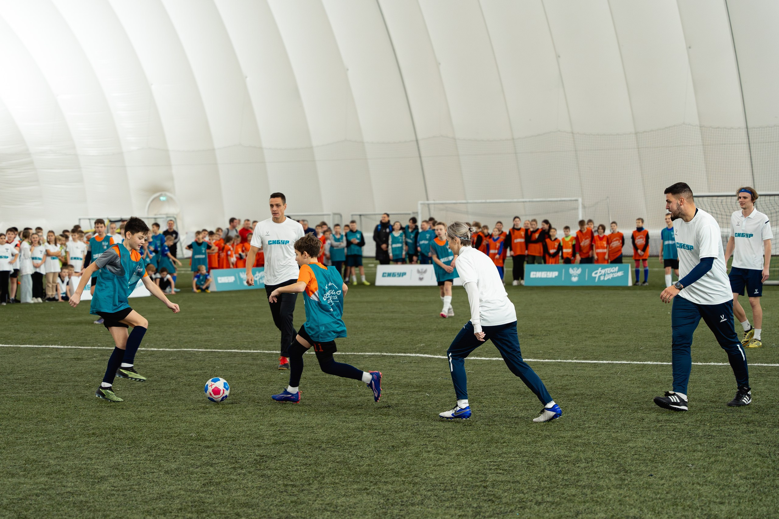 Фестиваль «СИБУР. Урок футбола» в рамках проекта Российского футбольного союза «Футбол в школе». Портретный и репортажный фотограф в Воронеже: Анастасия Пузикова