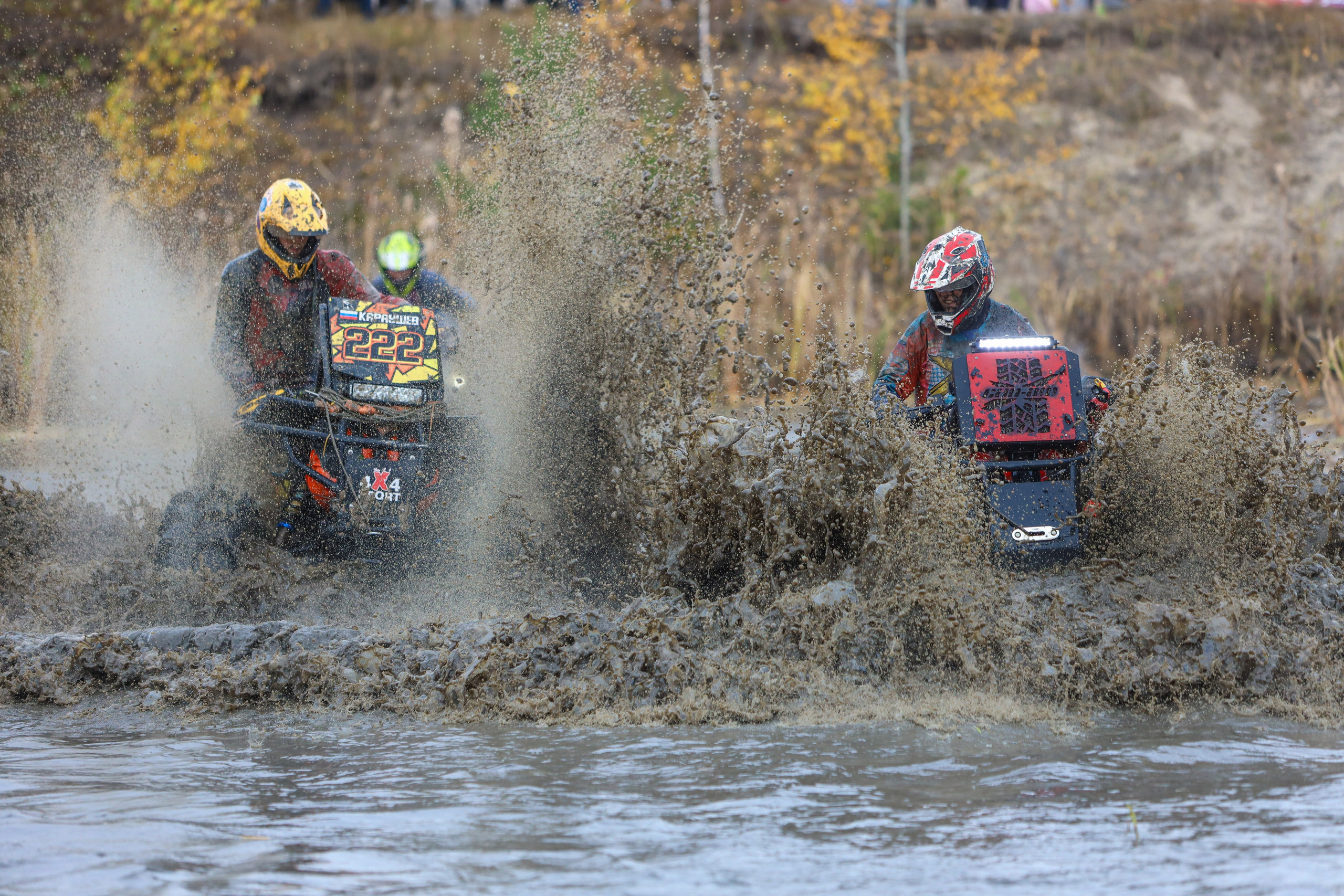 Гонки на квадроциклах Грязевое кольцо. Спортивный фотограф в Самаре