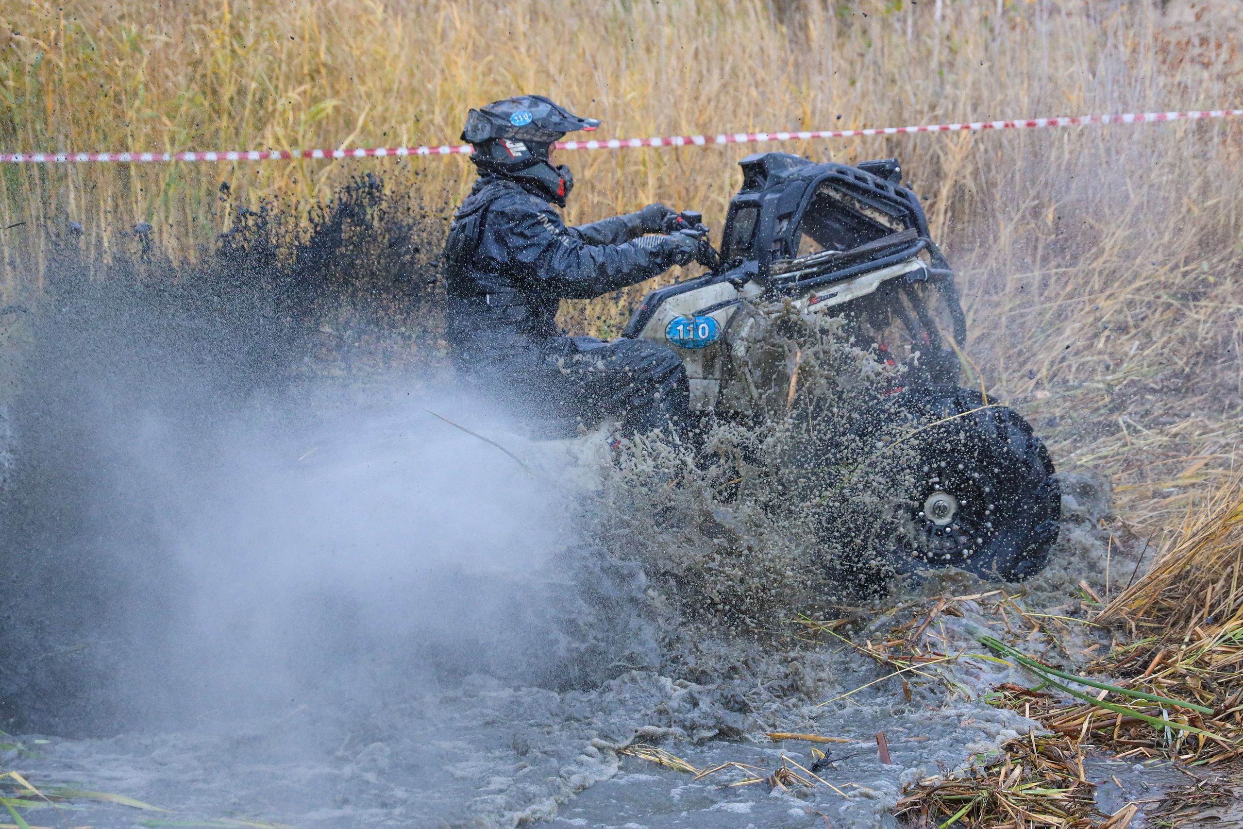 Гонки на квадроциклах Грязевое кольцо. Спортивный фотограф в Самаре
