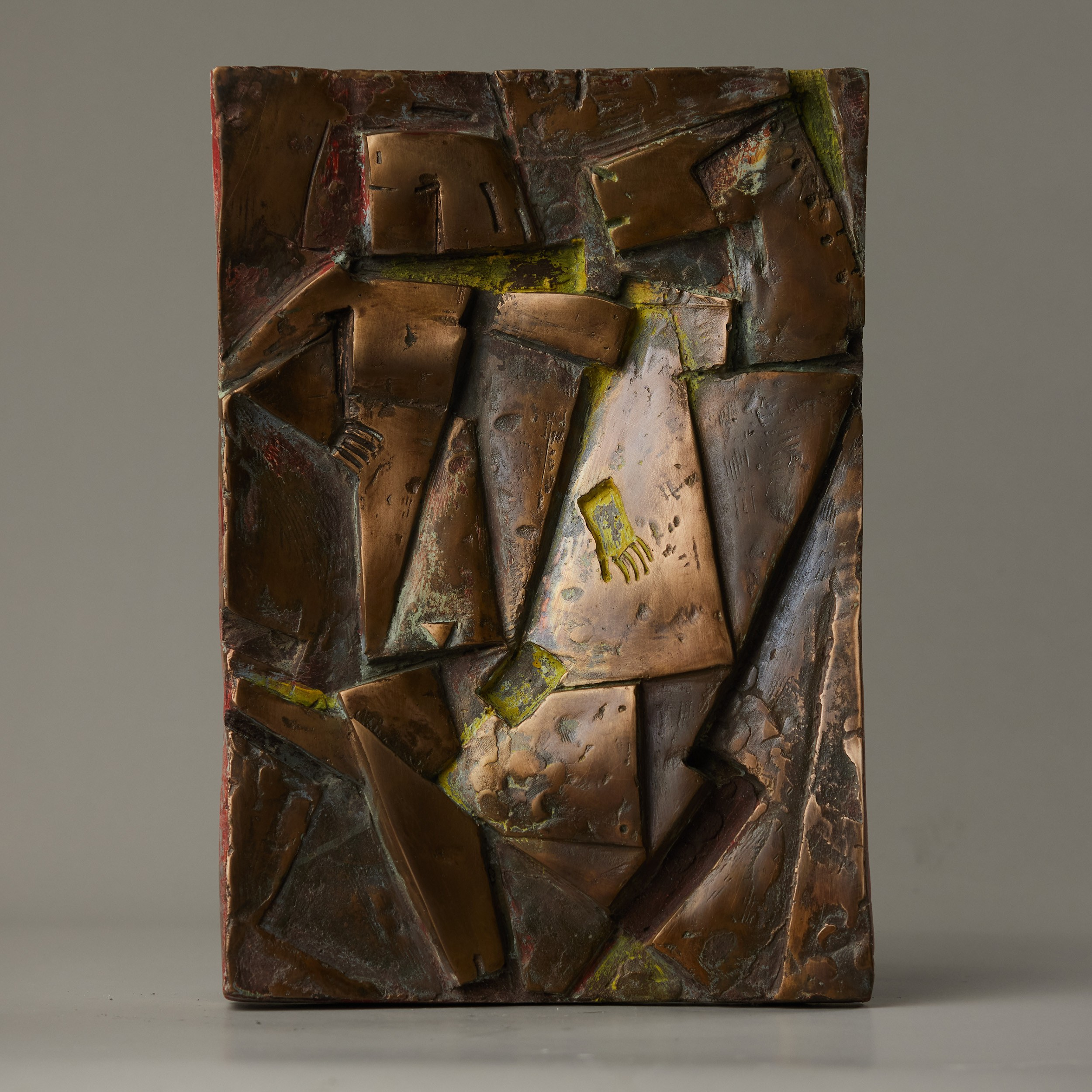 рельеф Дмитриева Алексея в стиле кубизма