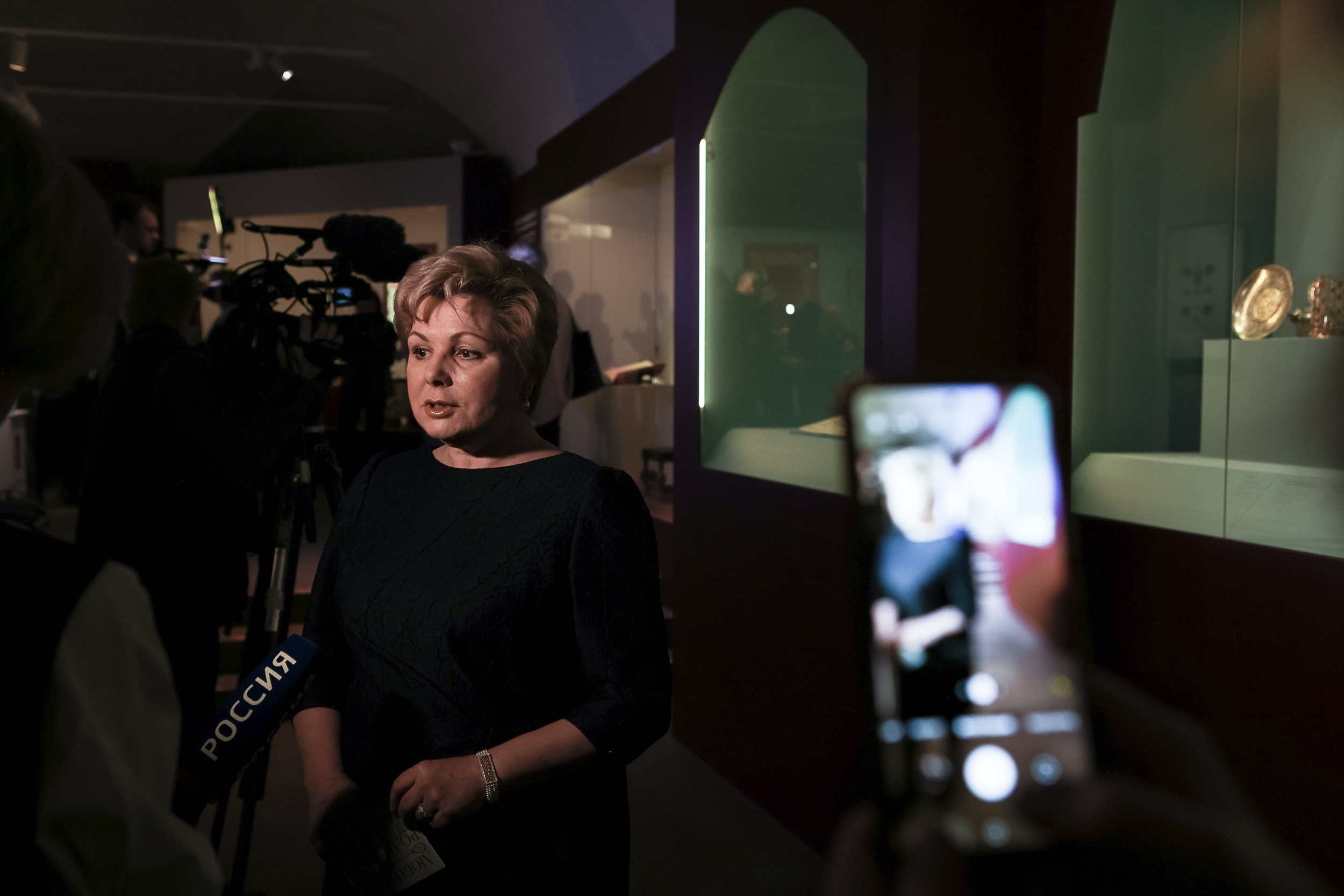 Кремль. Любители родной истории. Репортажный, архитектурный, театральный и файн-арт фотограф Лена Мельникова в Москве