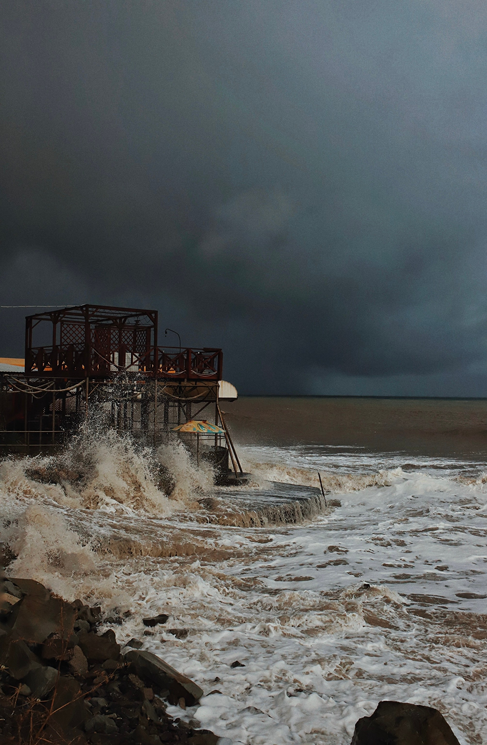 Шторм. Фотограф и видеограф в Санкт-Петербурге