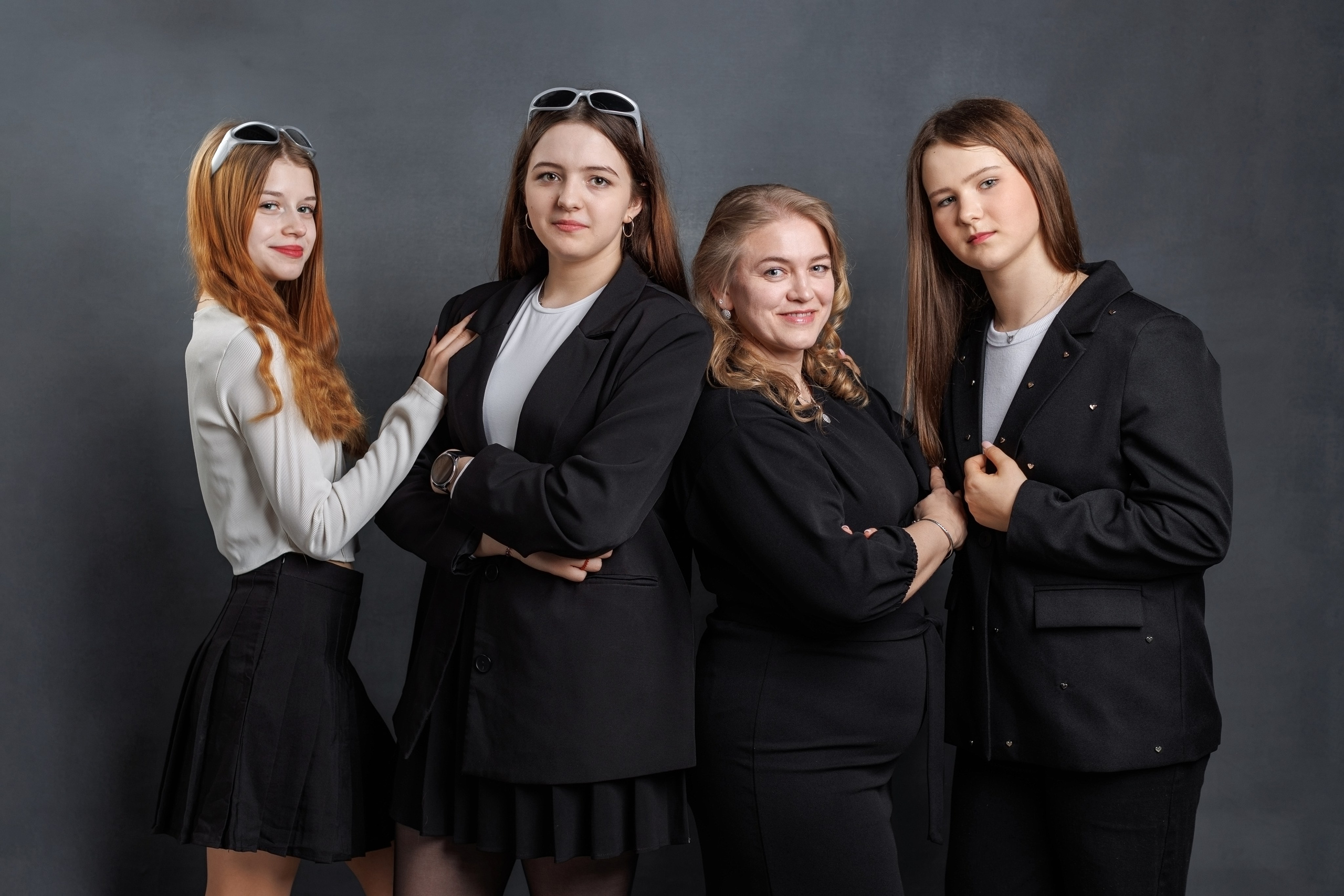 СТАРШАЯ ШКОЛА. Выпускные альбомы, школьные фотографии, детский сад, Москва и Московская область