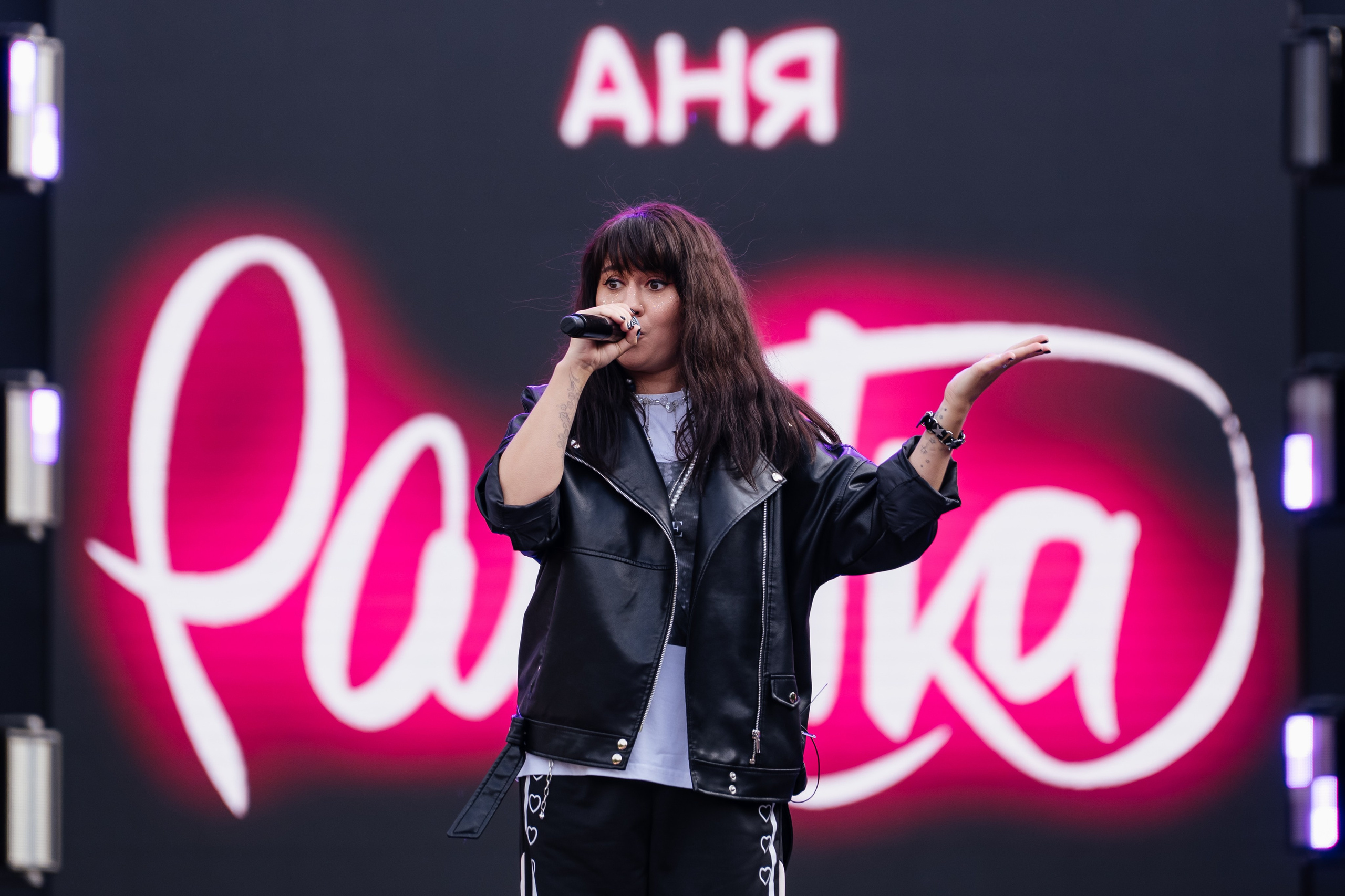 VK FEST Инфлюенсеры. Андрей Сухинин репортажный свадебный фотограф Санкт-Петербург