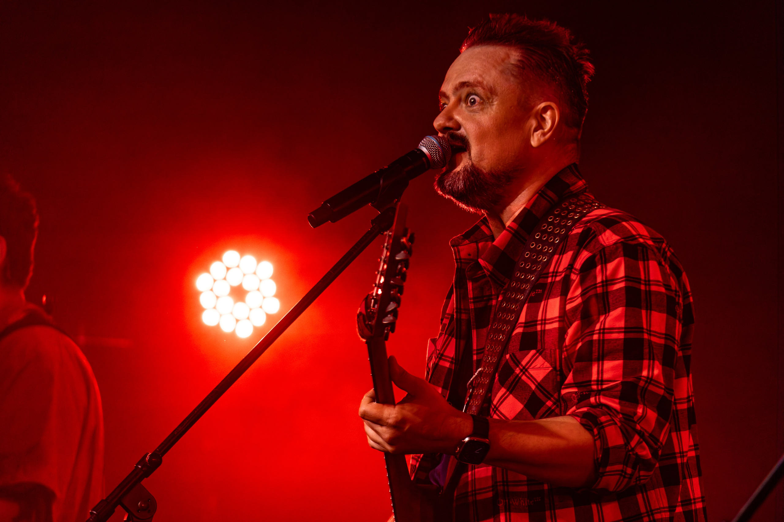 Фото концерта Александра Пушного и ОТП Студио в Свобода концерт холл. Репортажный фотограф Екатеринбург | Яркий, качественный репортаж | Концерты, клубы, репортаж, праздники, корпоративы