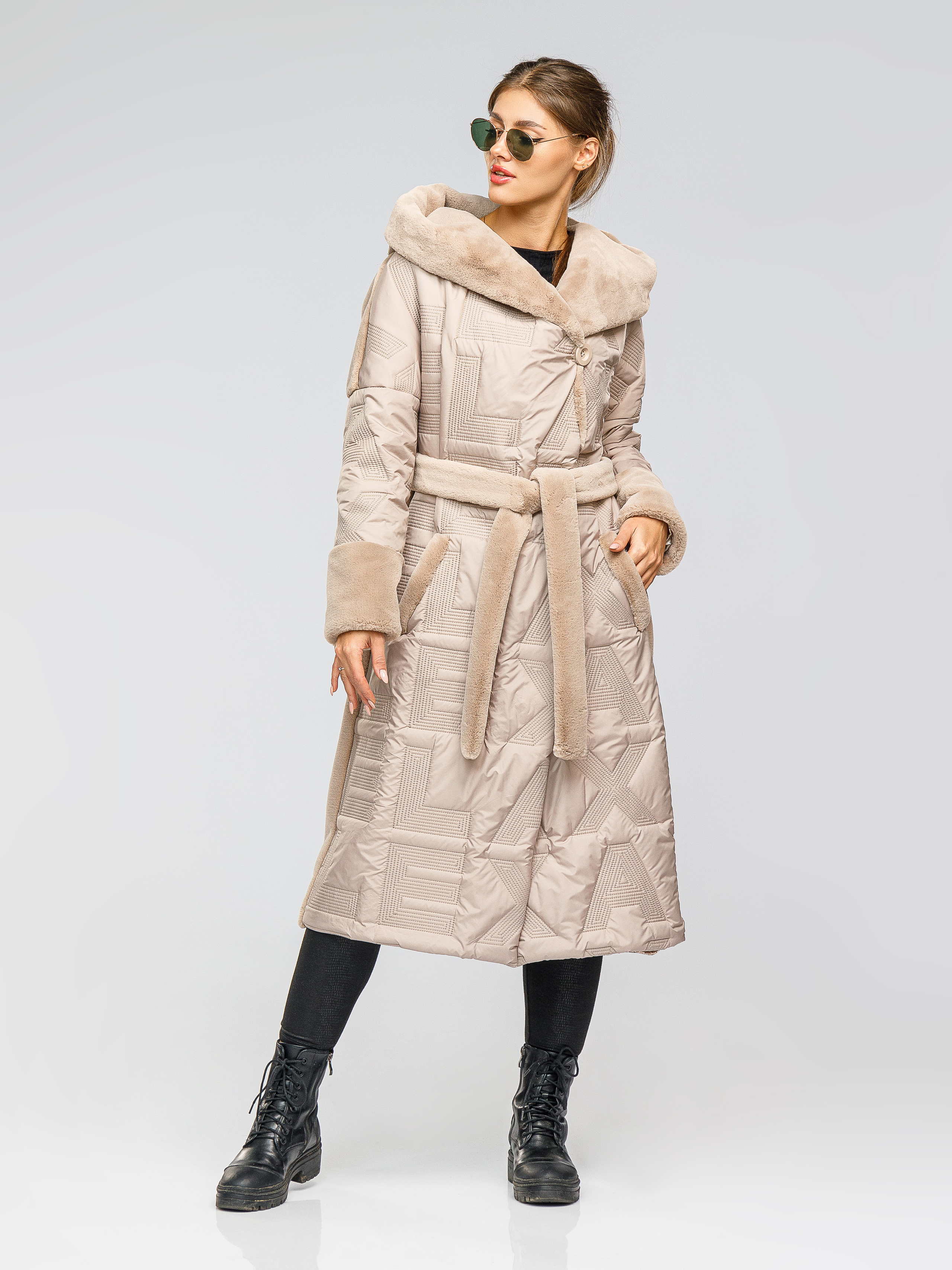 Фотосъемка шуб для маркетплейсов. Алексей Темнов — фотограф в Пятигорске