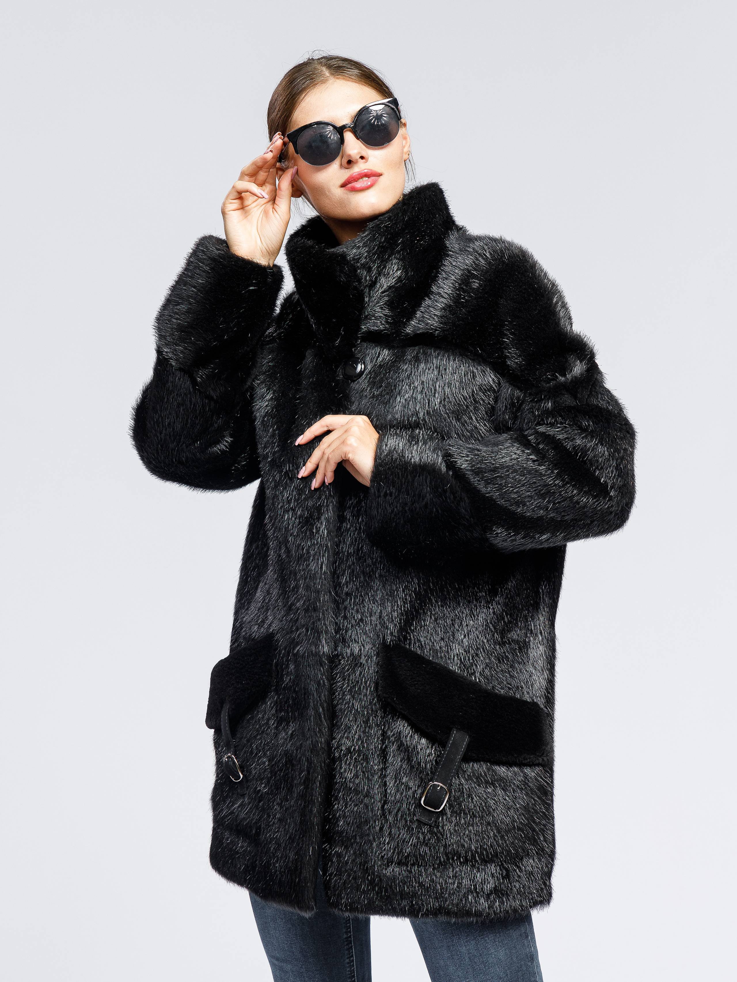 Фотосъемка шуб для маркетплейсов. Алексей Темнов — фотограф в Пятигорске