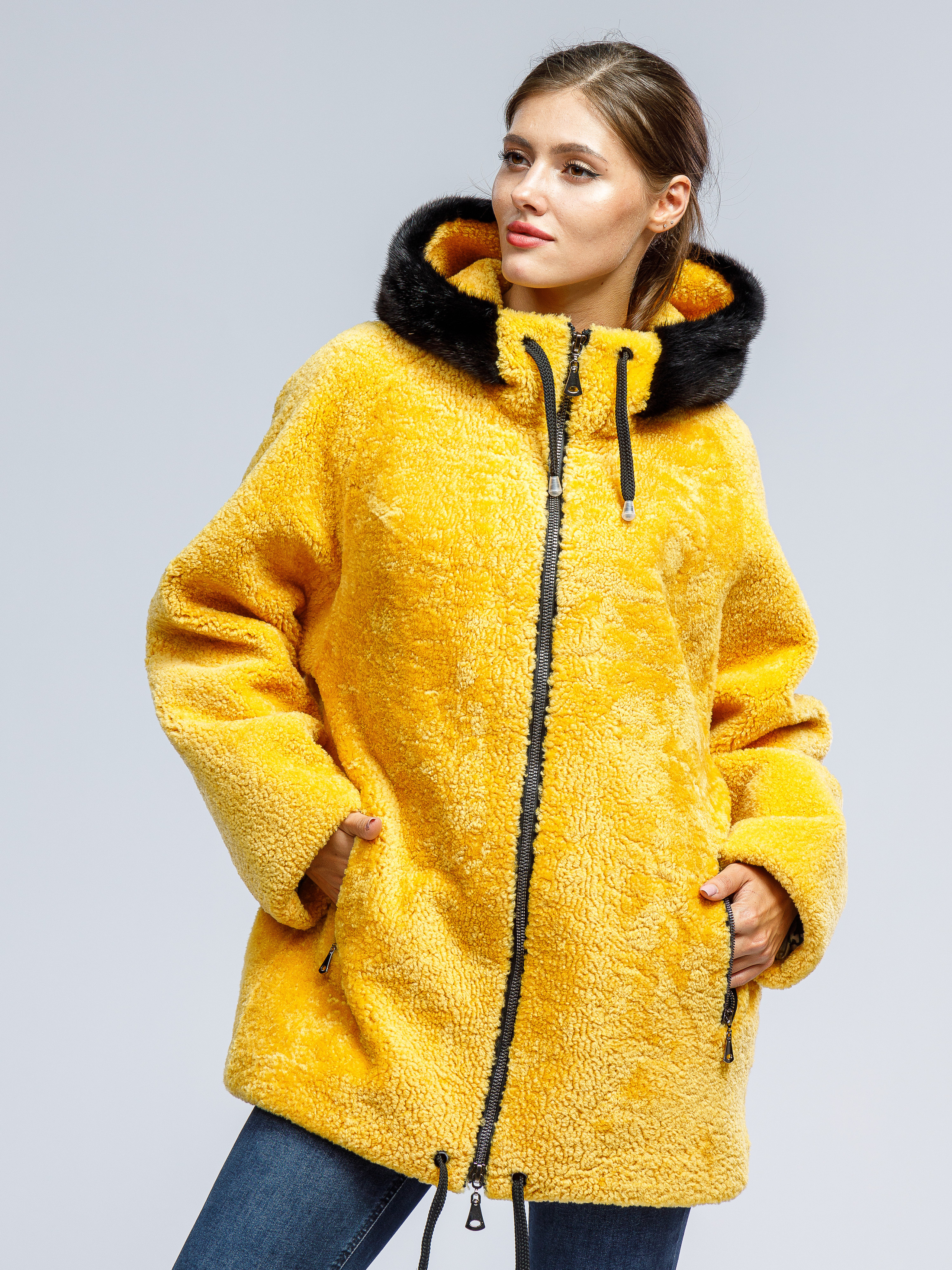 Фотосъемка шуб для маркетплейсов. Алексей Темнов — фотограф в Пятигорске