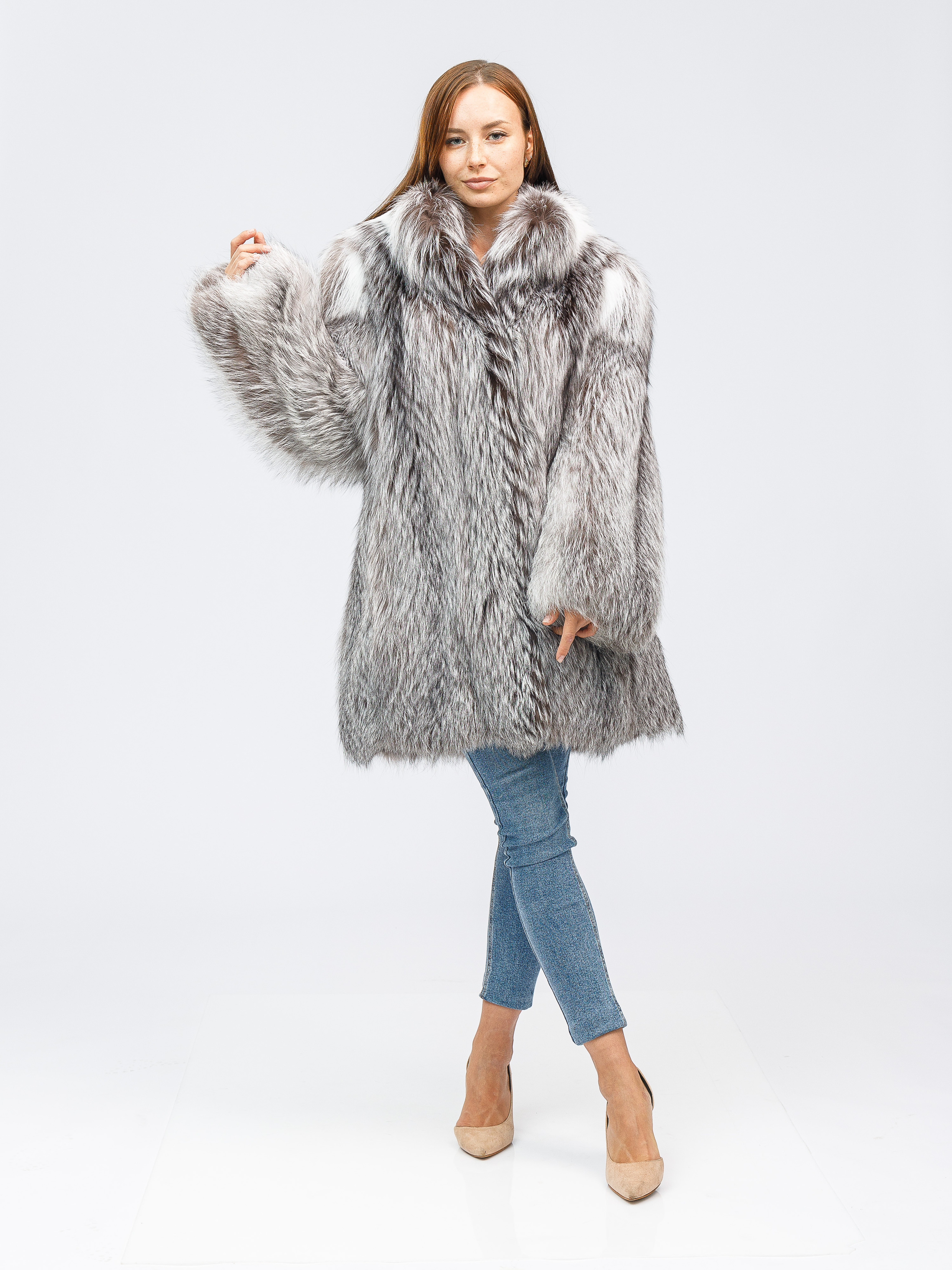 Фотосъемка шуб для маркетплейсов. Алексей Темнов — фотограф в Пятигорске