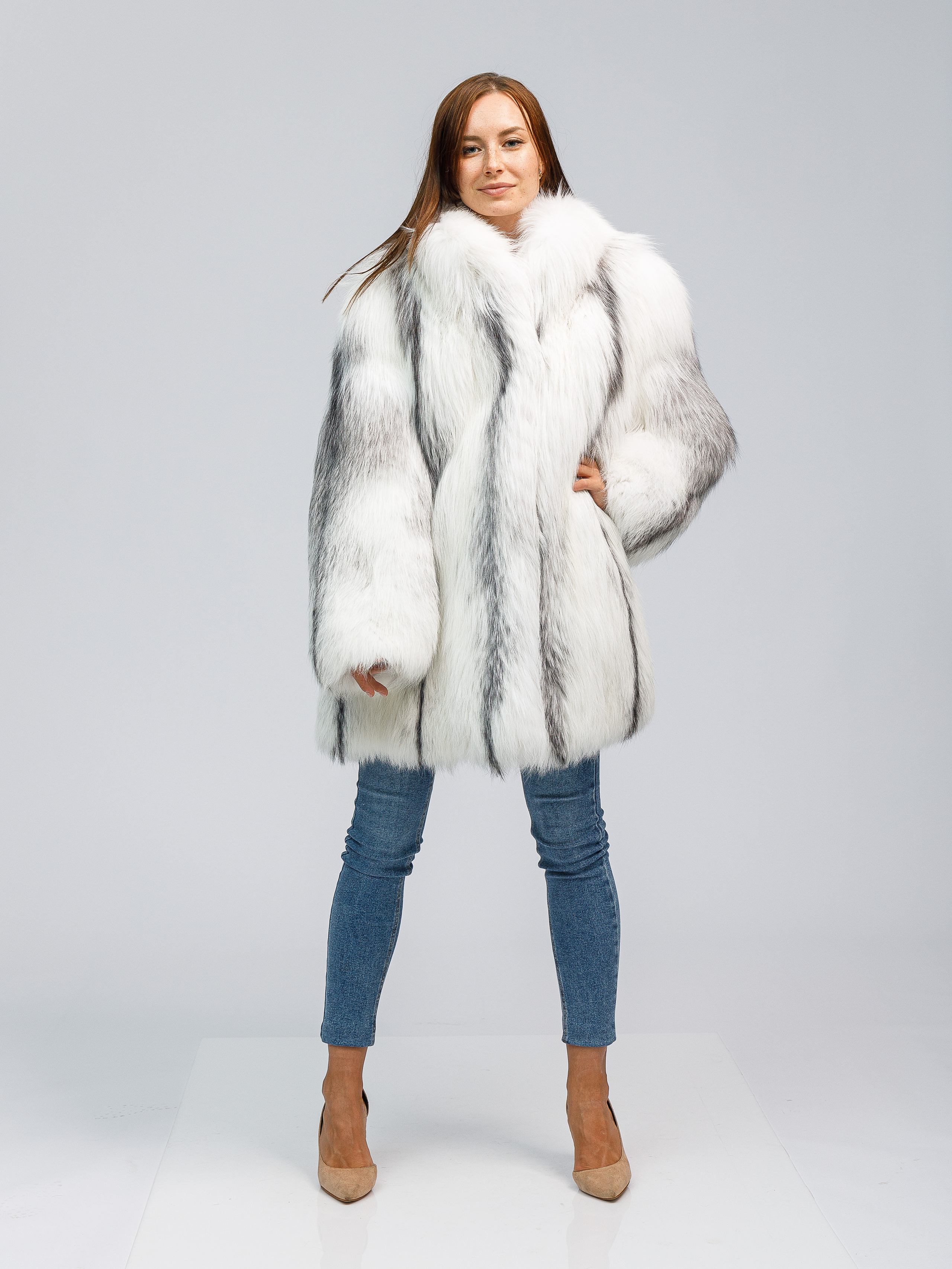 Фотосъемка шуб для маркетплейсов. Алексей Темнов — фотограф в Пятигорске