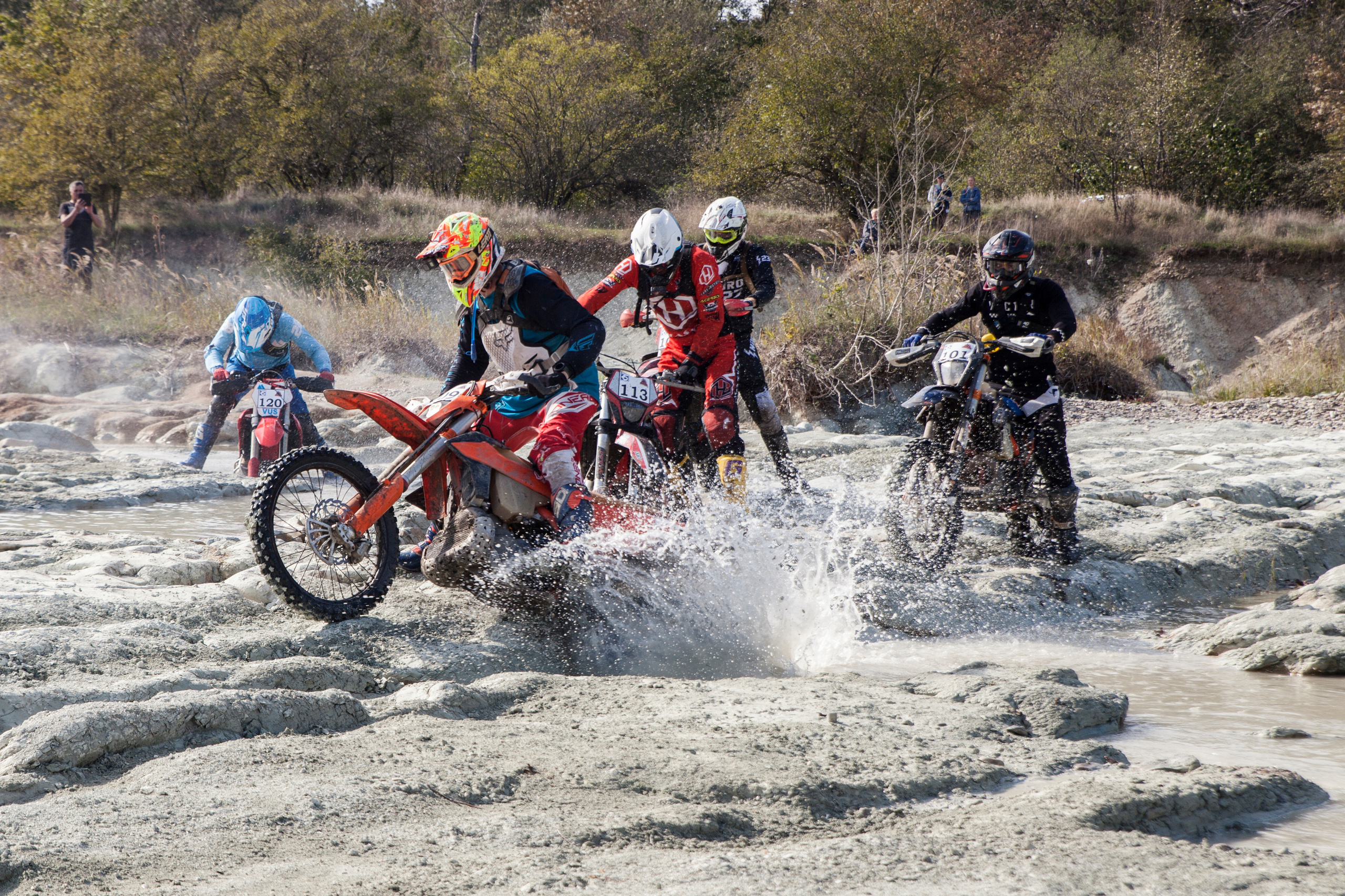 Motomount Абинск 2022. Ручка Алена — ботанический художник, дизайнер, фотограф
