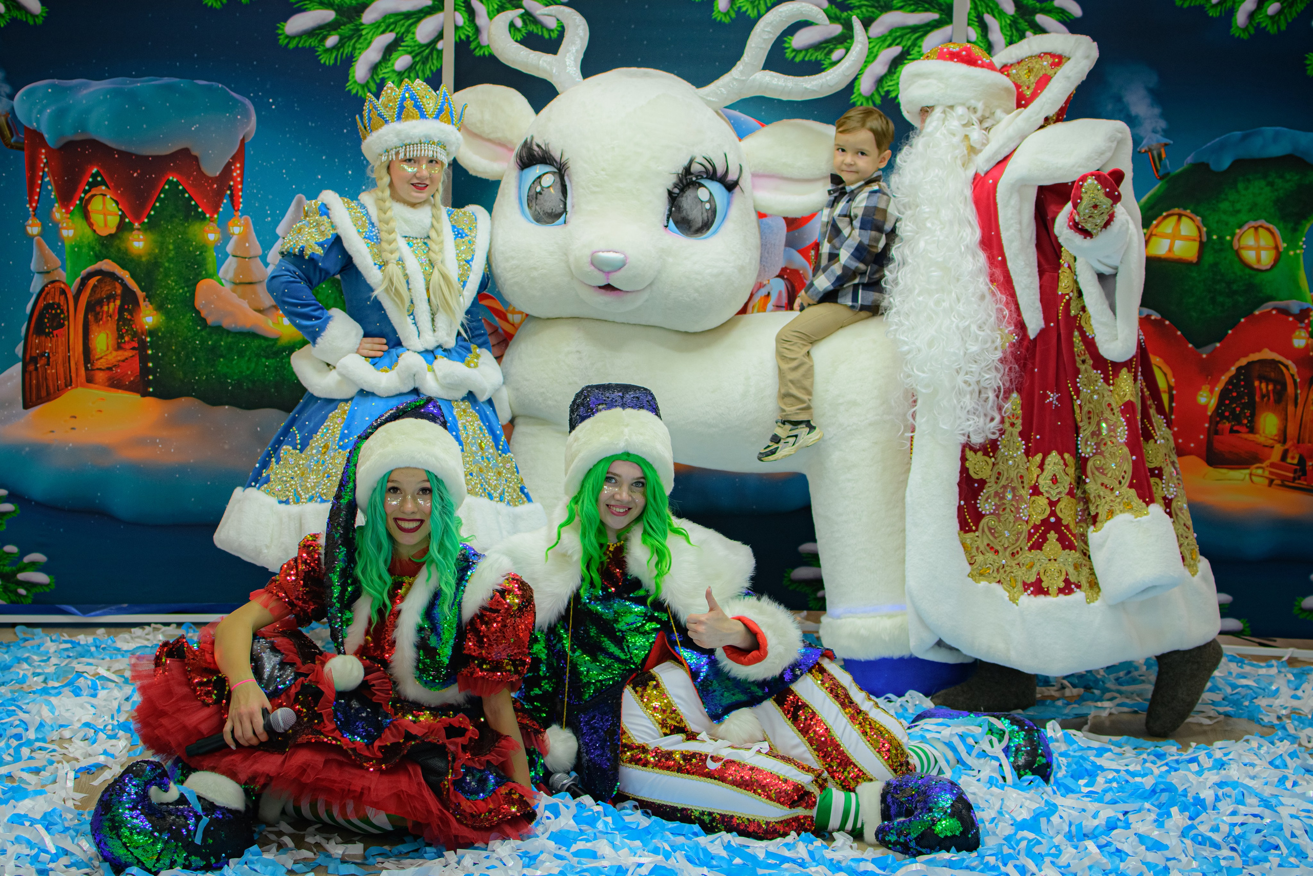 HAPPY NEW YEAR. Photokarish