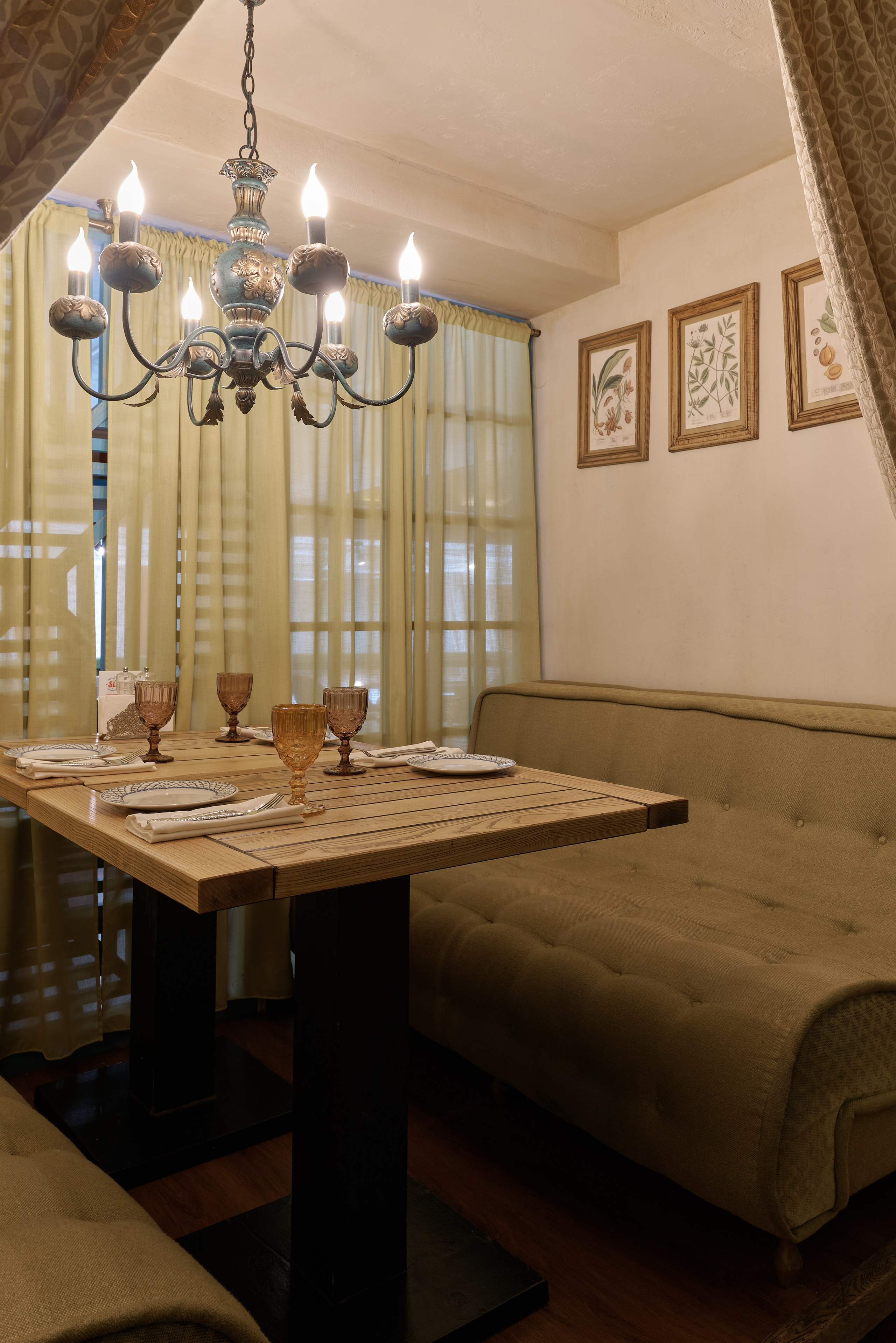 Si! (Екатеринбург). Абросимов Лев интерьерный и архитектурный фотограф