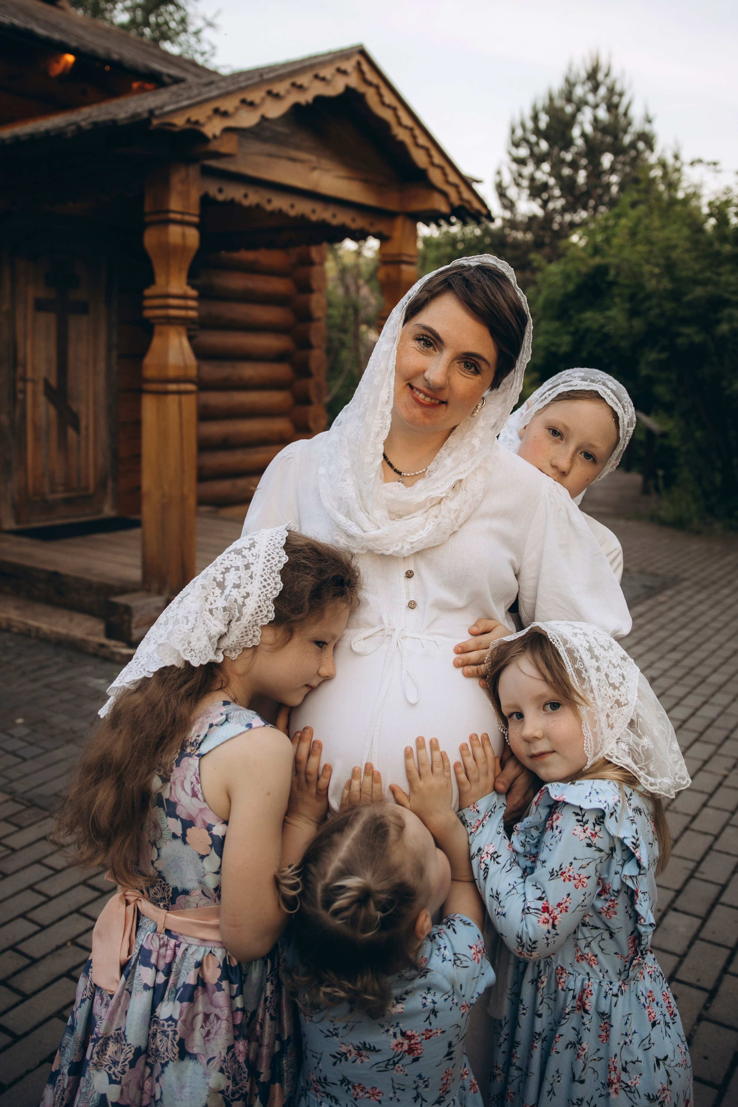 Фотосъемка для выставки (май, 2026 г.), с. Кутепо (Калужская обл.). Надежда Стар семейный и церковный фотограф в Жукове и Калужской области