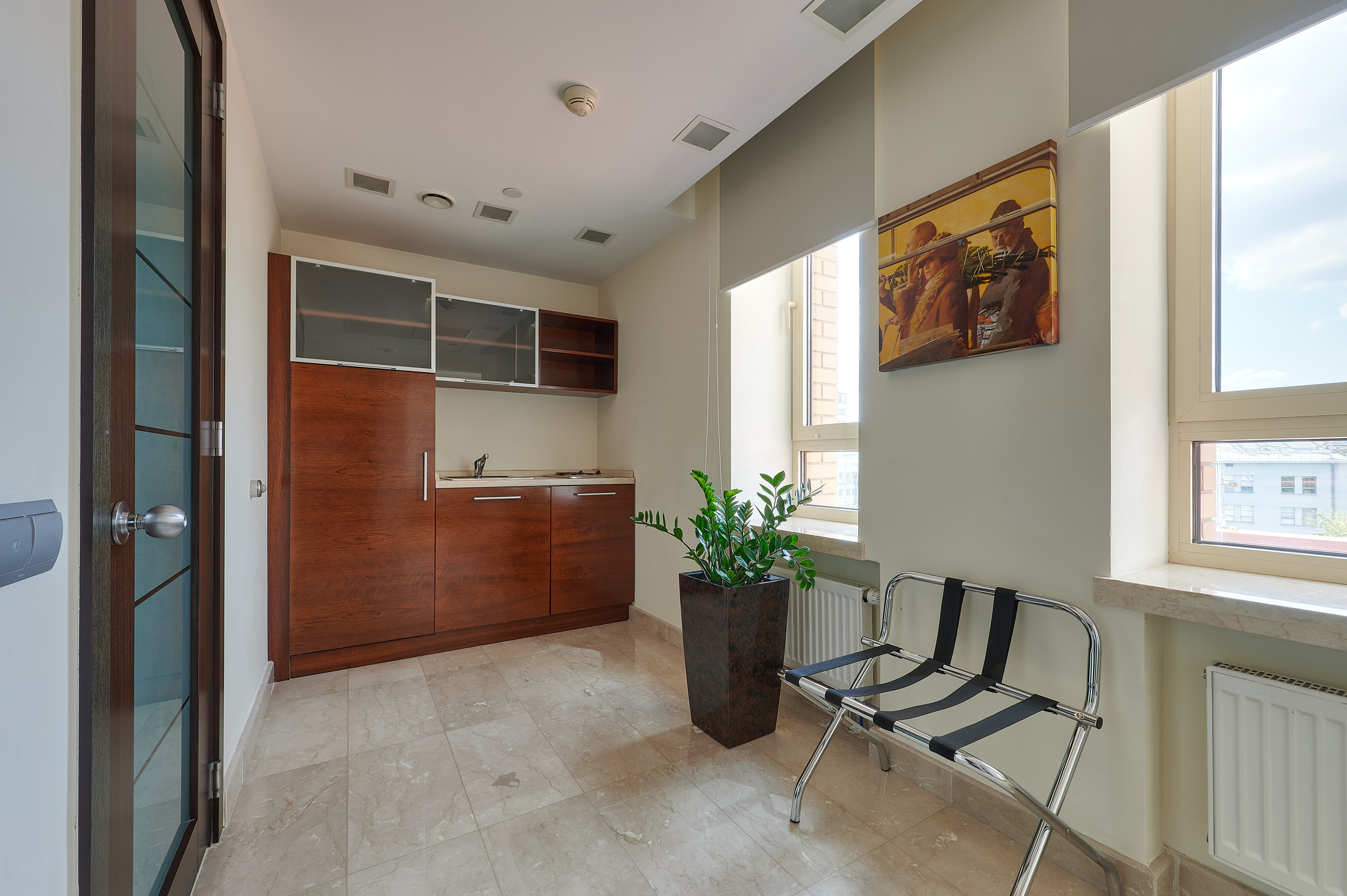 Отель Crown Plaza. Флористическая, интерьерная и портретная съемка в Москве и Европе