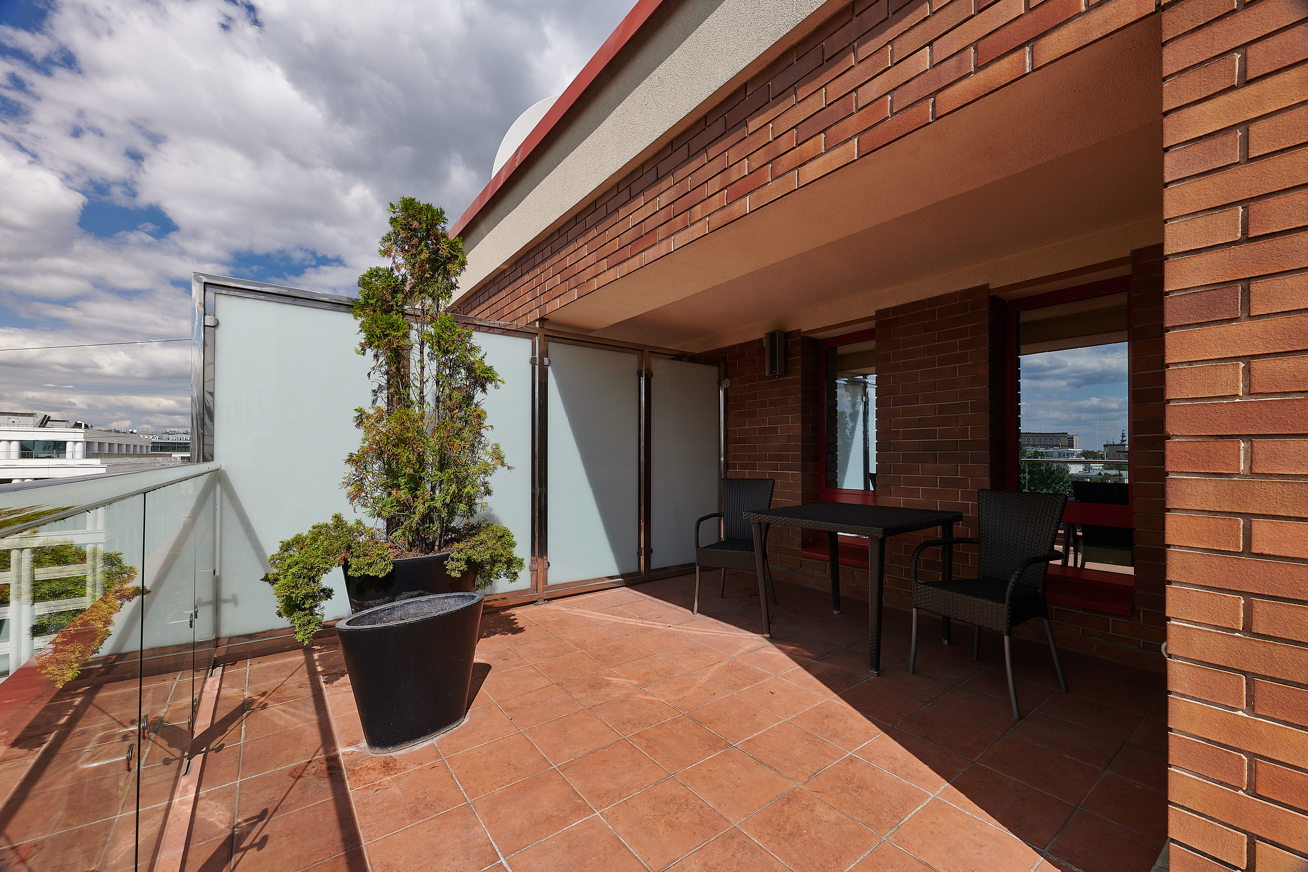 Отель Crown Plaza. Флористическая, интерьерная и портретная съемка в Москве и Европе