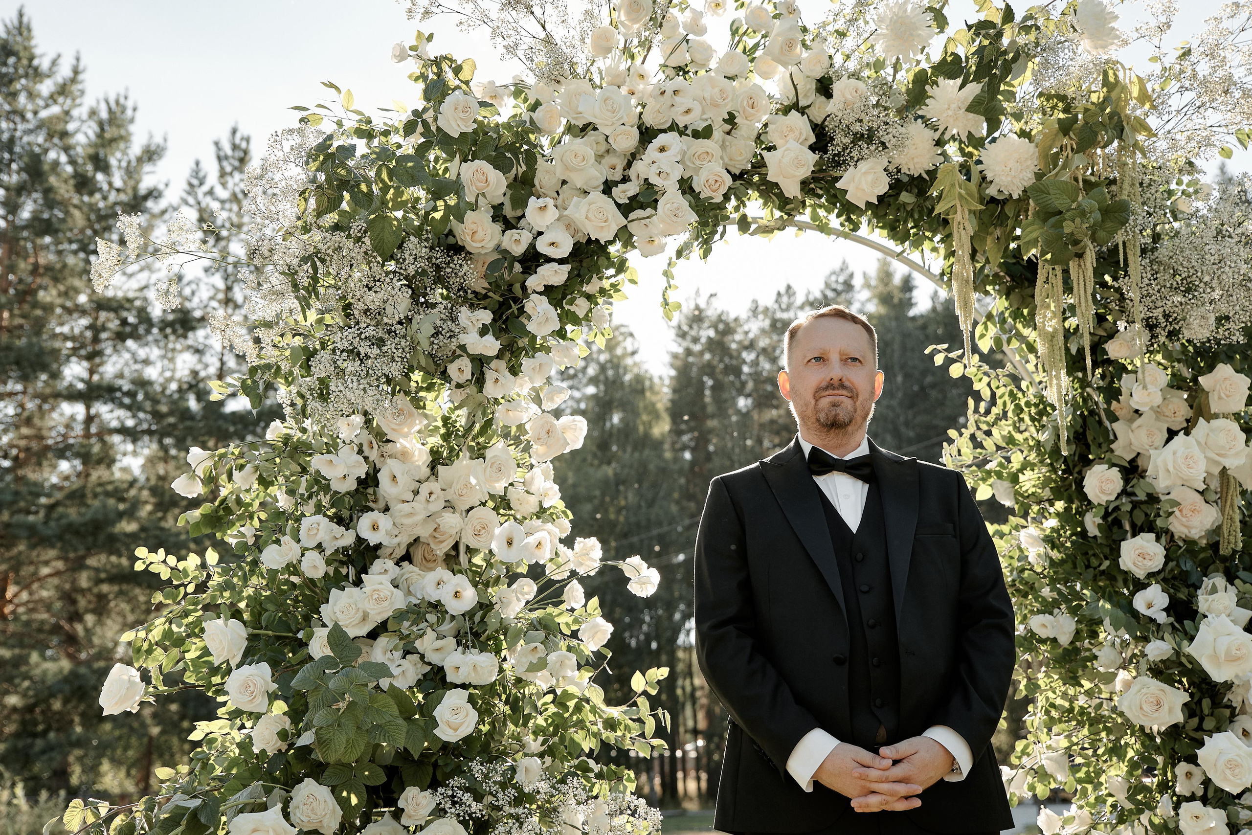 свадебный фотограф екатеринбург, свадебная съемка, жених, свадебный декор,  фотосессия, свадьба, свадебное платье, свадебная фотосессия