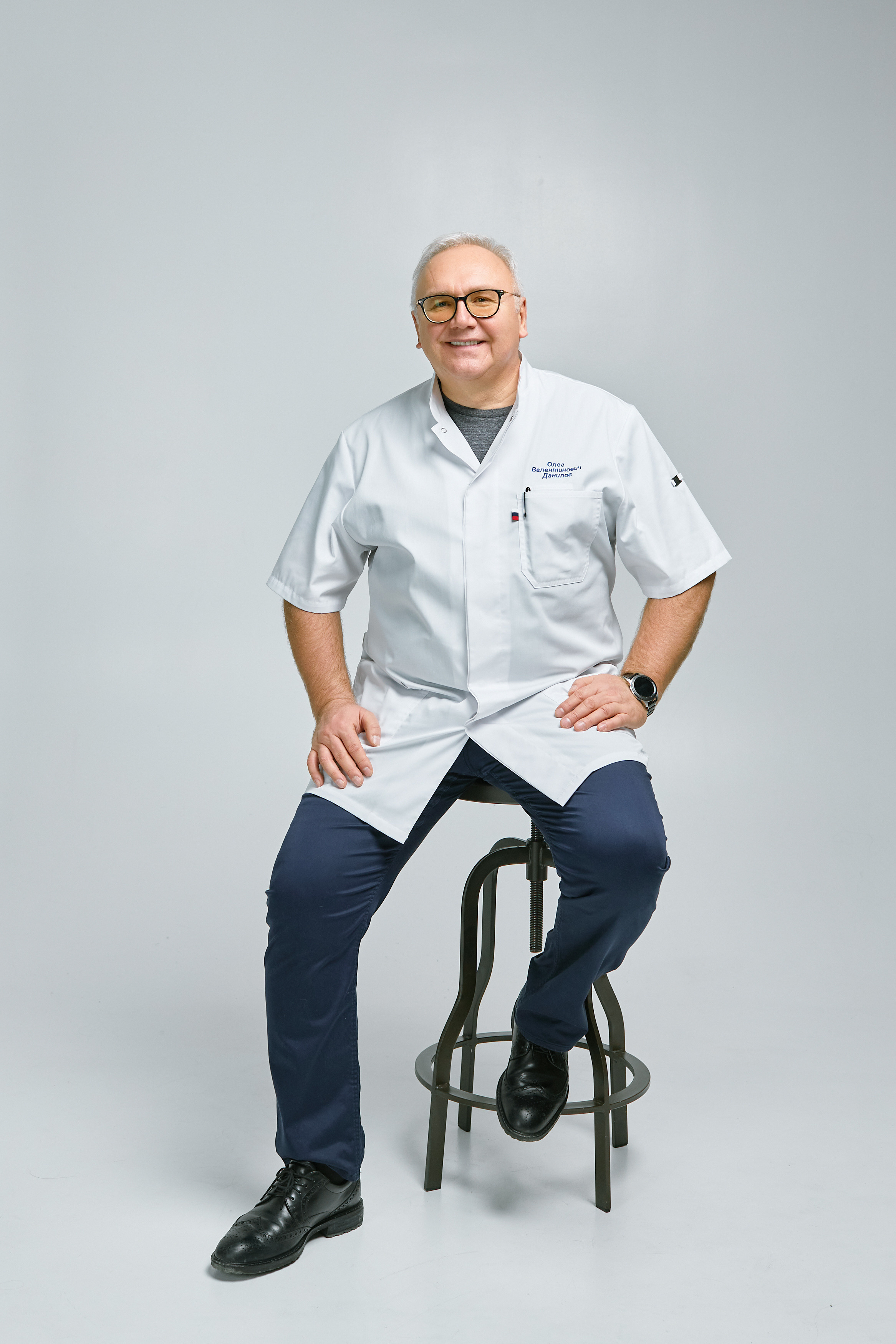 Фотограф екатеринбург, фотосессия, профессиональный фотограф, контент для соц сетей, бизнес портрет, портретные съемки, портретный фотограф, фотосессия в студии, студийная съемка, фотосъемка екатеринбург