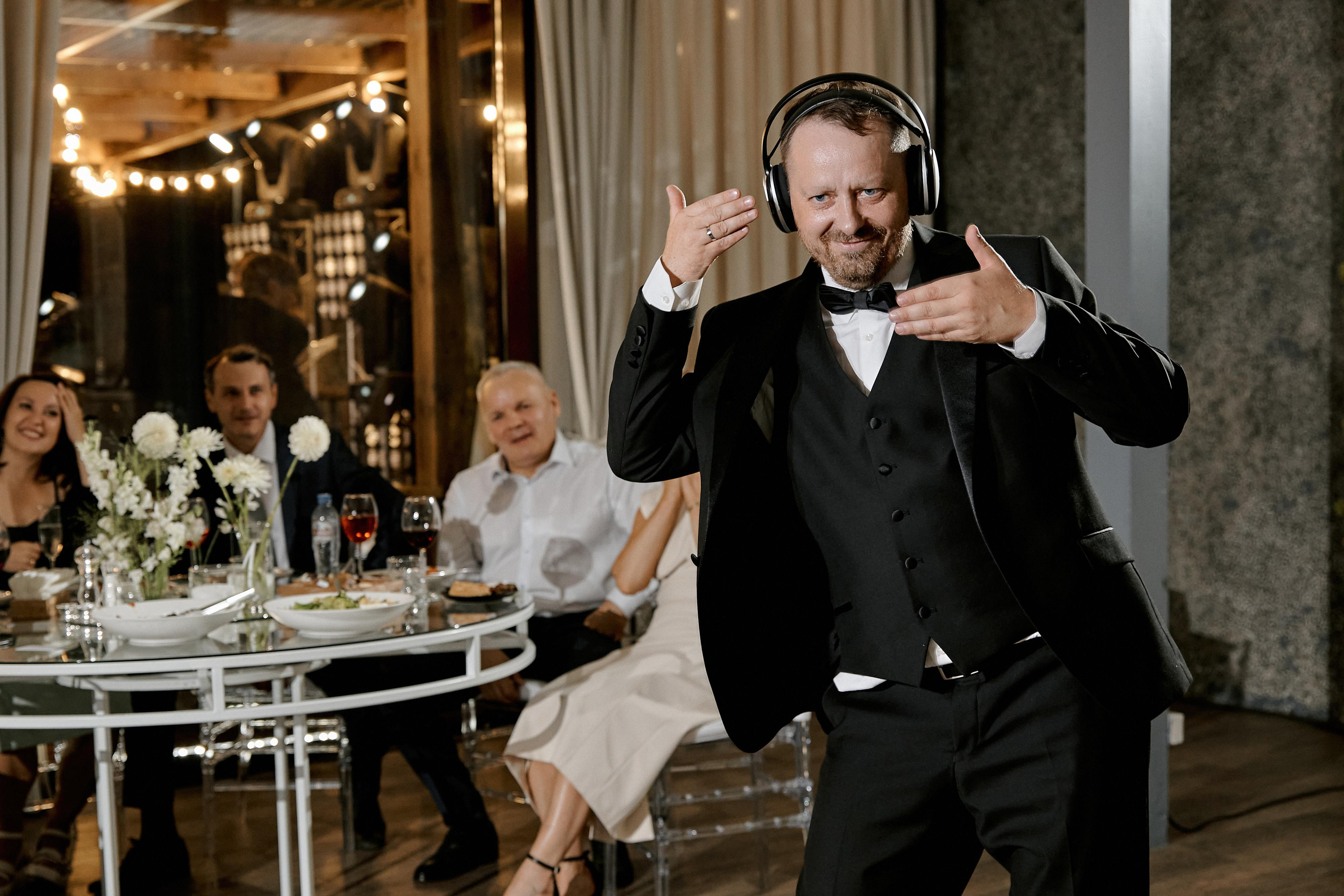 свадебный фотограф екатеринбург, свадебная съемка, жених, фотосессия, свадьба, свадебное платье, свадебная фотосессия