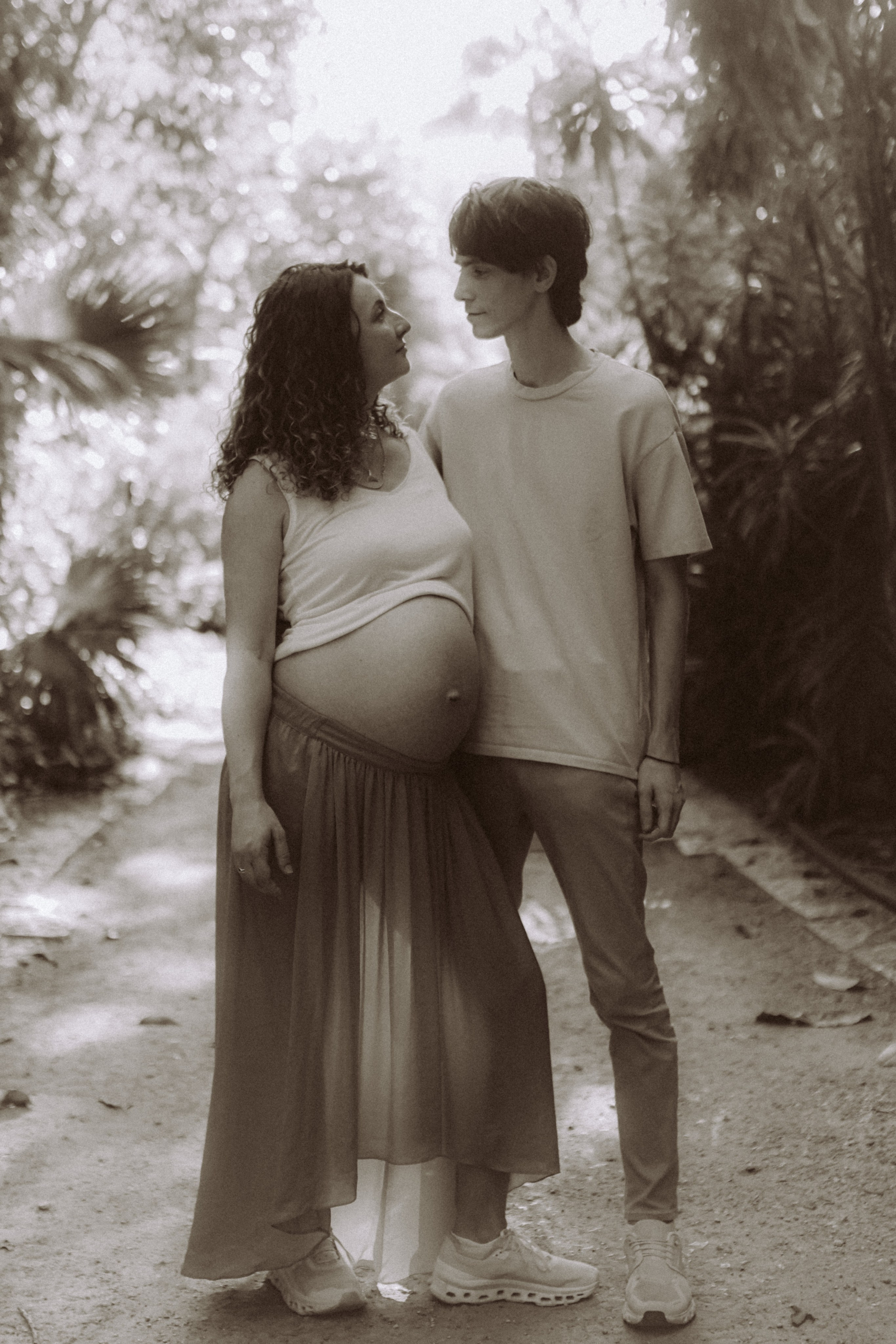 Kate and Segrey, Tel Aviv | June 2026. Photographer in Israel Alice Milchin