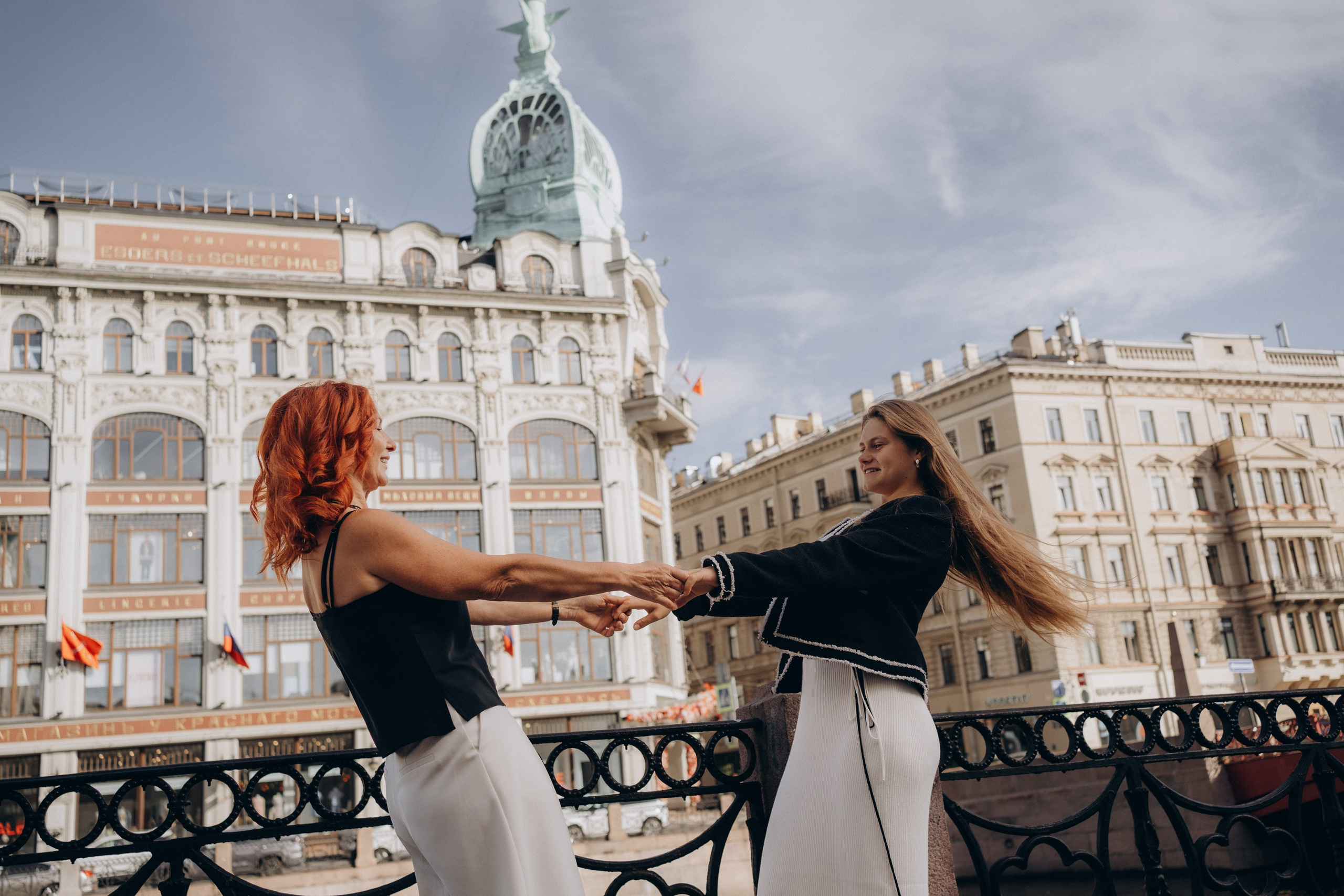 Мама и дочка. Репортажный фотограф в Санкт-Петербурге. Фотограф на мероприятие в СПБ
