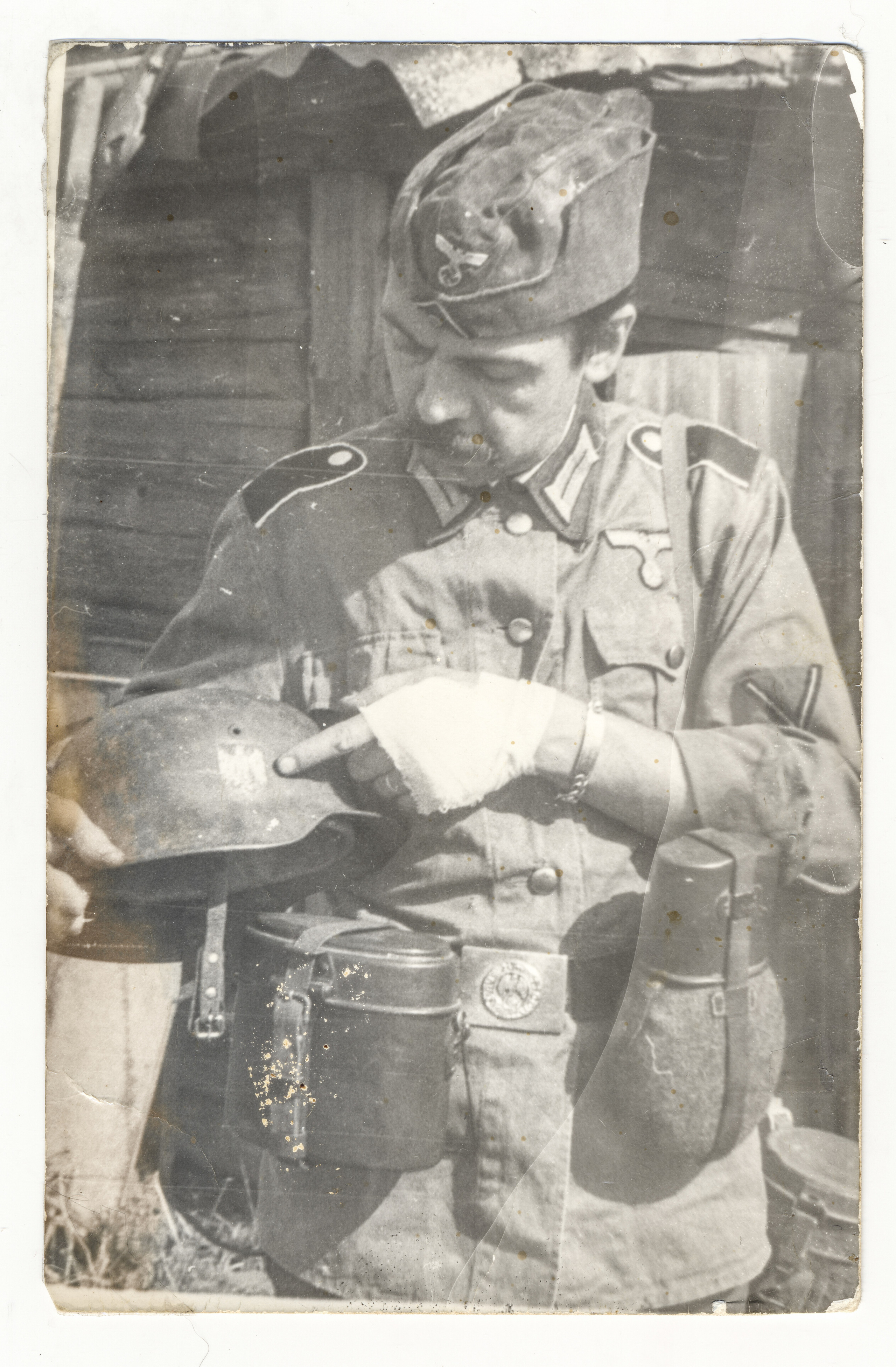 How Sasha Litvinov buried the gun. Kristina Sergeeva